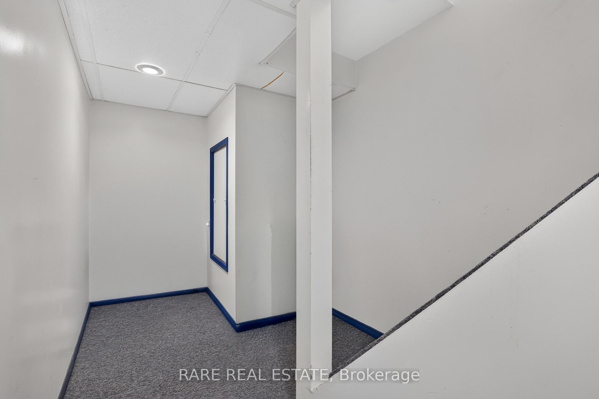 Photo 30 of 86 Mowat Crescent, Barrie, Letitia Heights — HOMEH