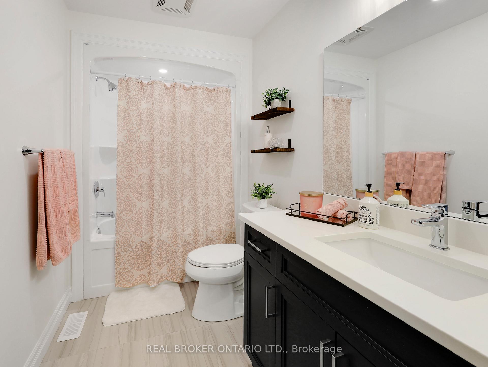 Photo 22 of Unit 11, 68 Cedar Street, Brant, Paris — HOMEH