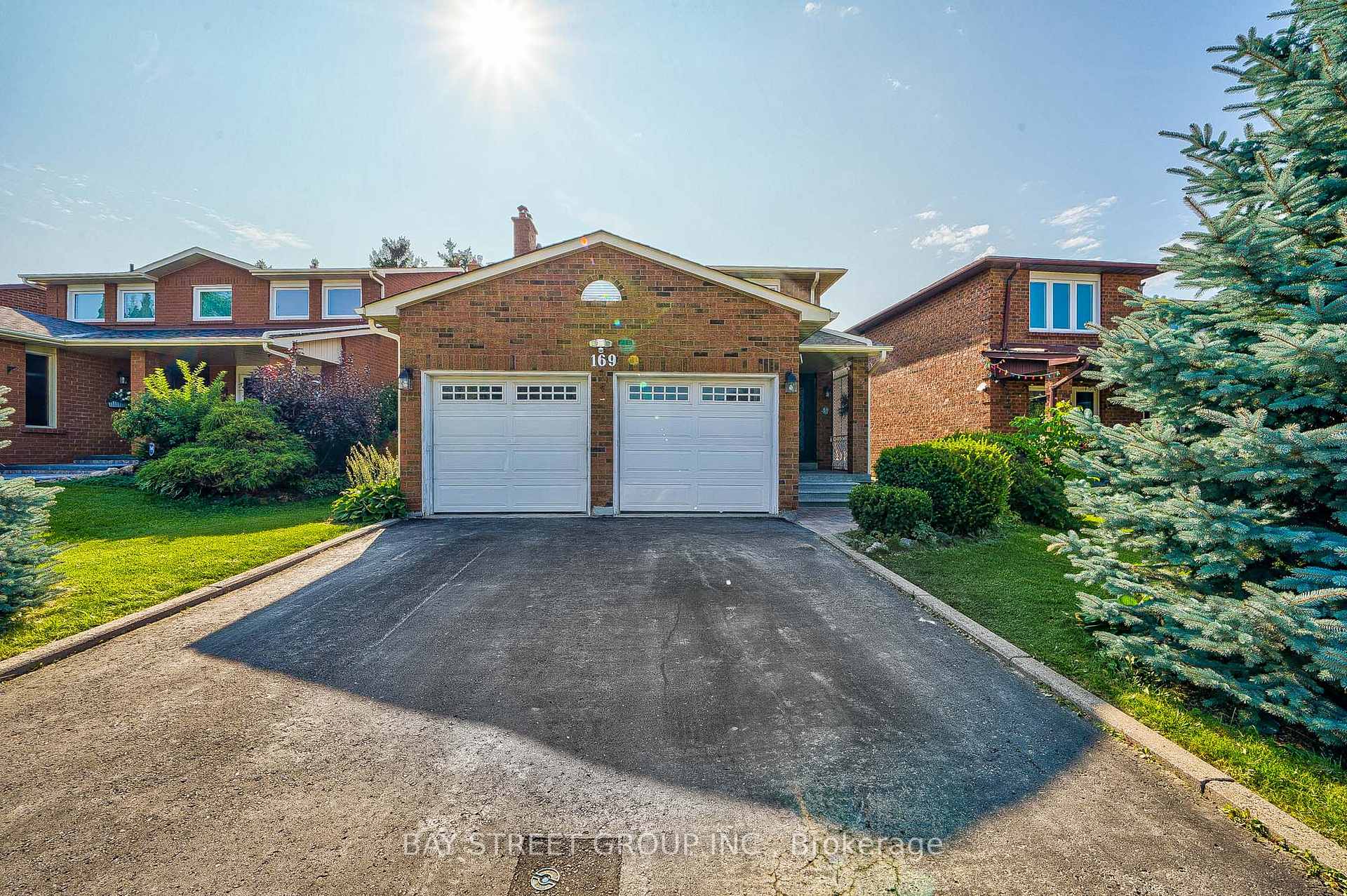 Photo 1 of Unit Room A, 169 Killian Road, Vaughan, Maple — HOMEH