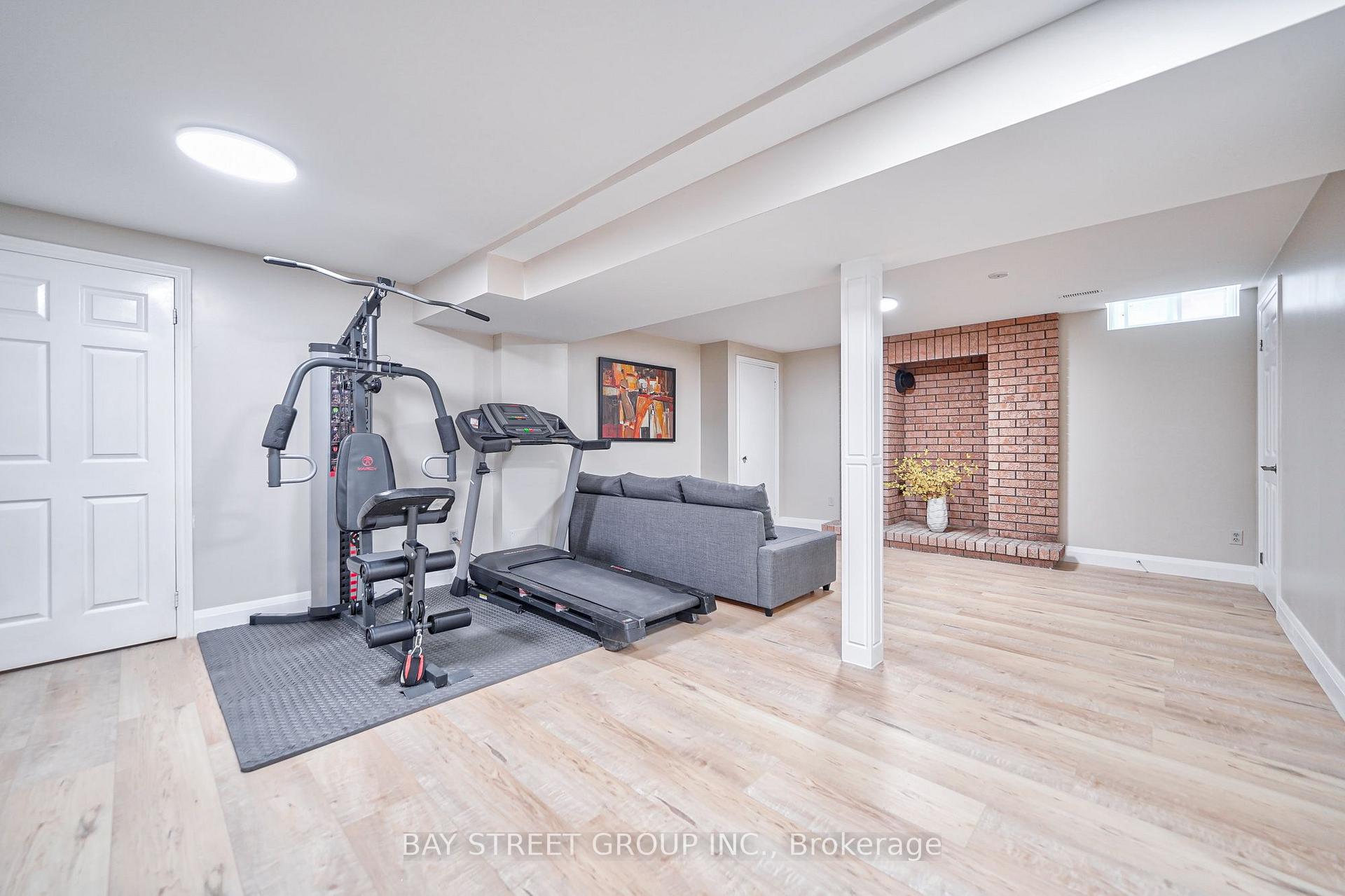 Photo 9 of Unit Room A, 169 Killian Road, Vaughan, Maple — HOMEH