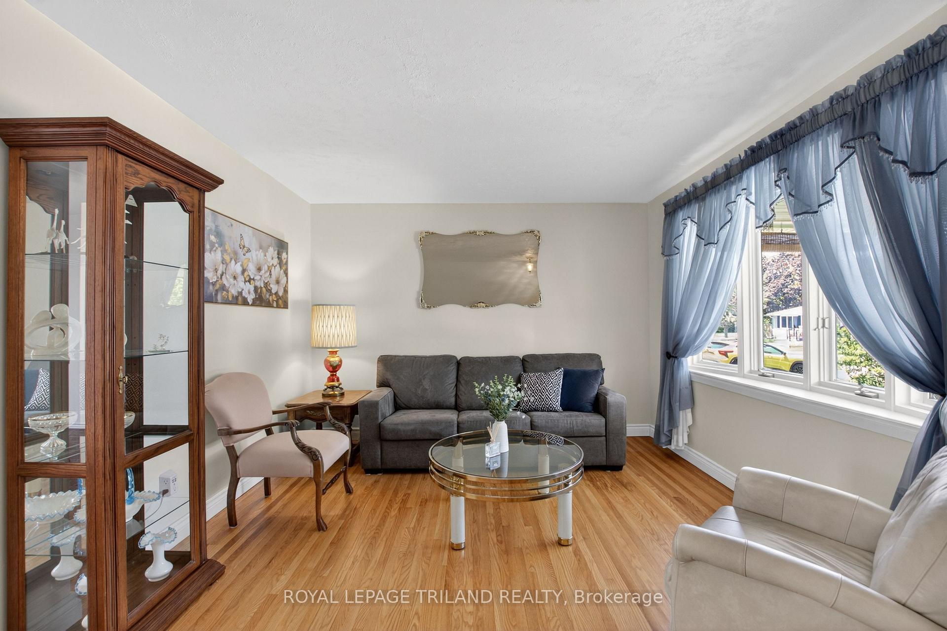 Photo 6 of 7 Thompson Avenue, St. Thomas — HOMEH