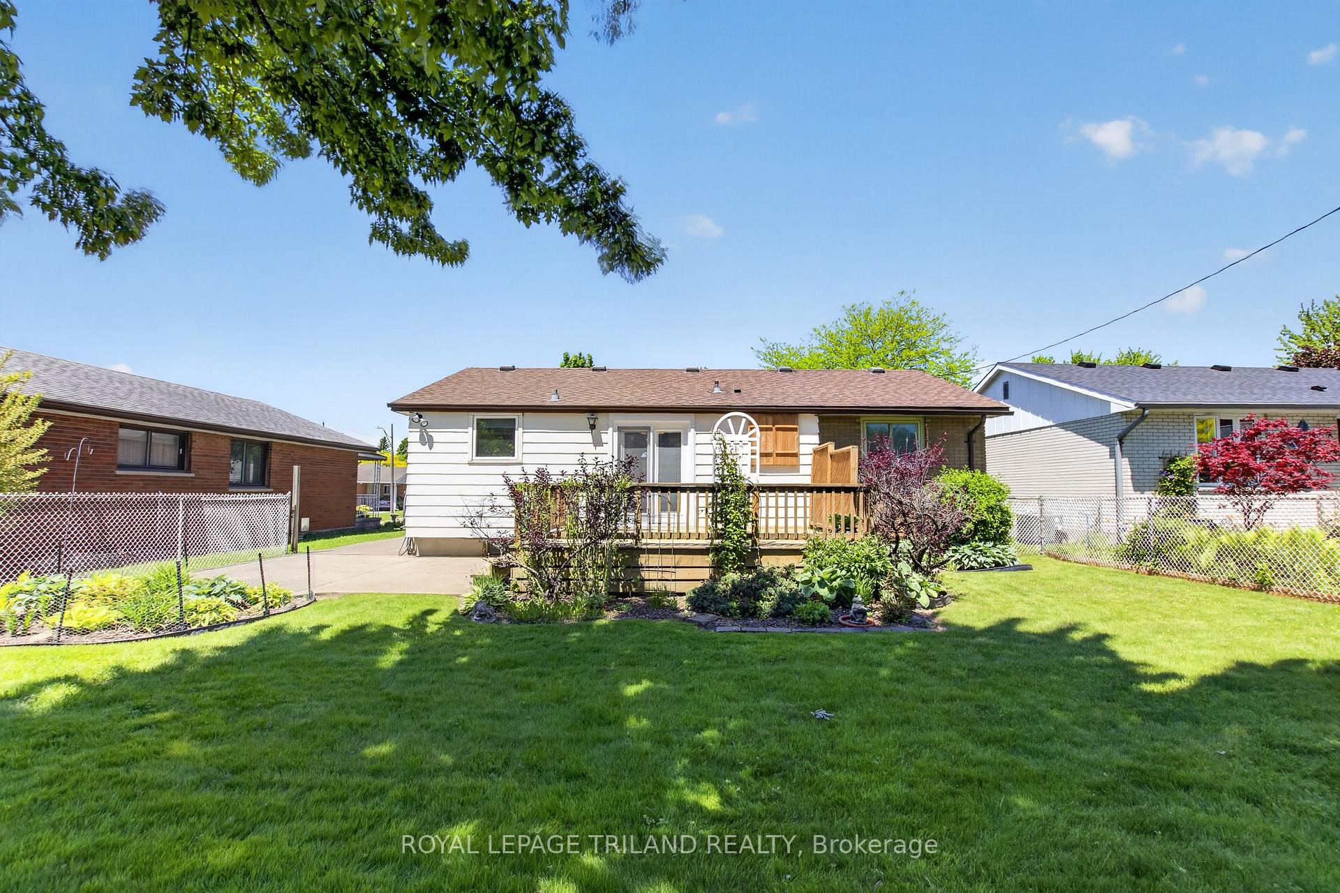 Photo 40 of 7 Thompson Avenue, St. Thomas — HOMEH