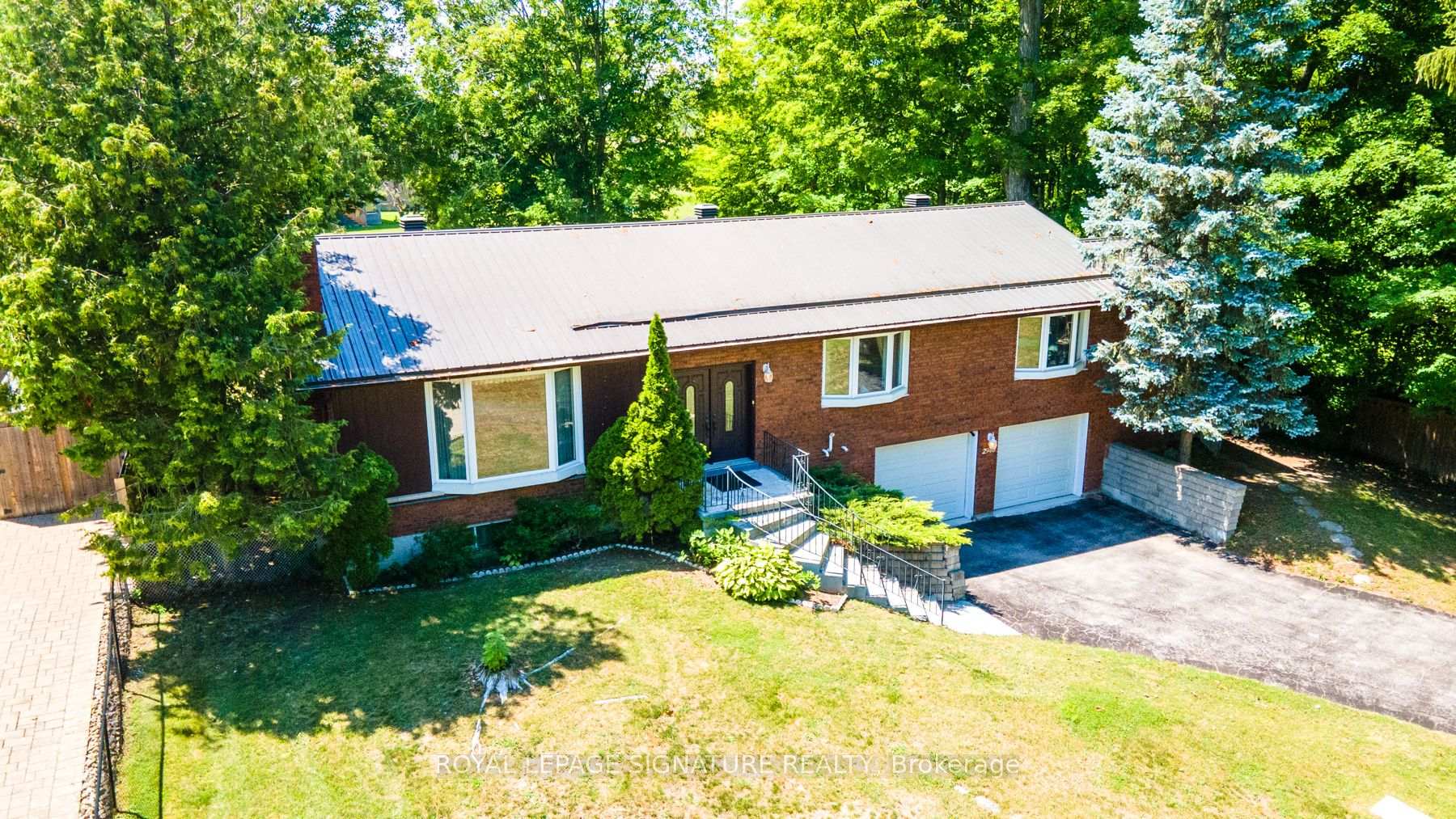 Photo of 2948 Lillian Street