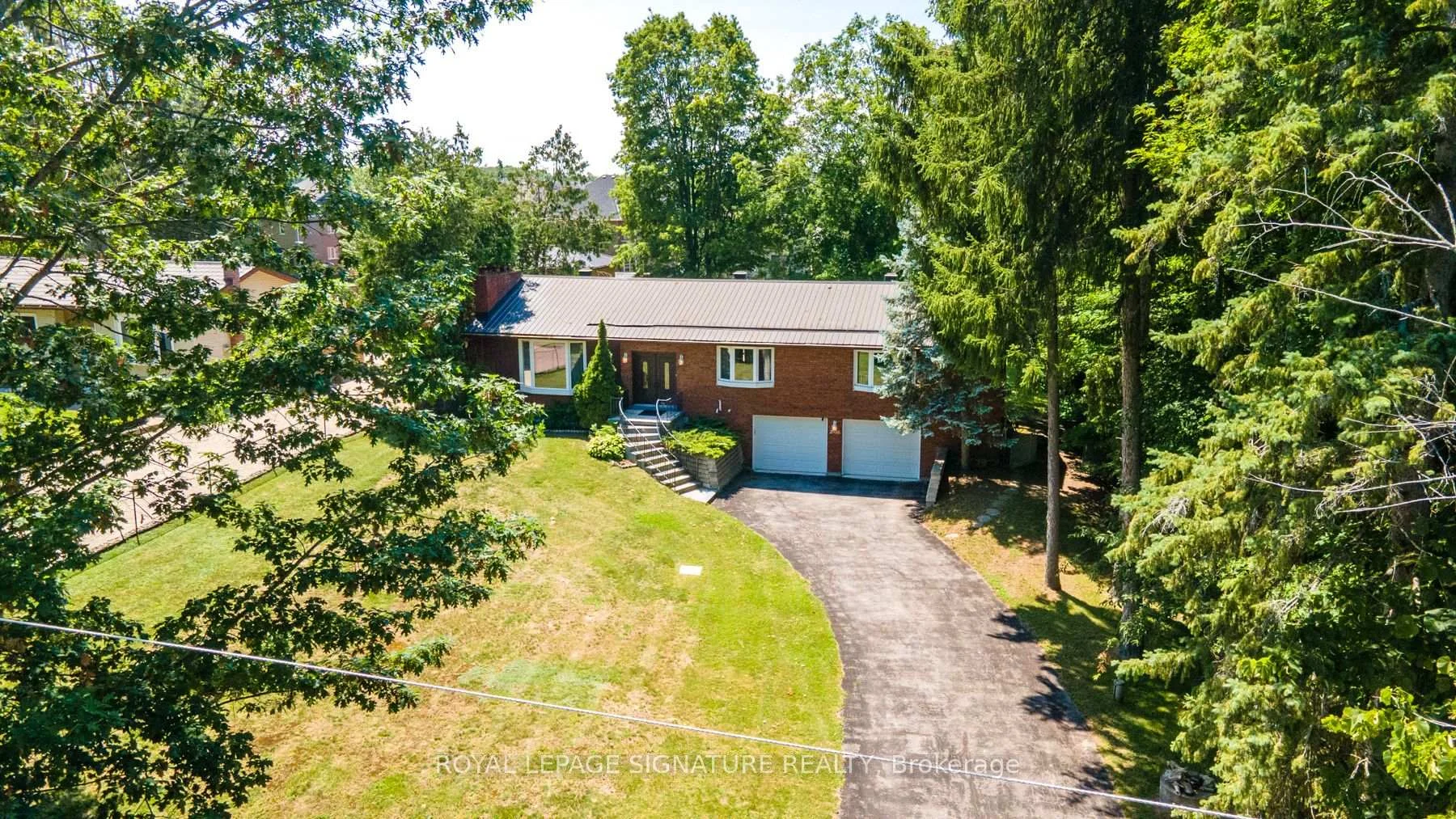Photo 3 of 2948 Lillian Street, Innisfil, Rural Innisfil — HOMEH