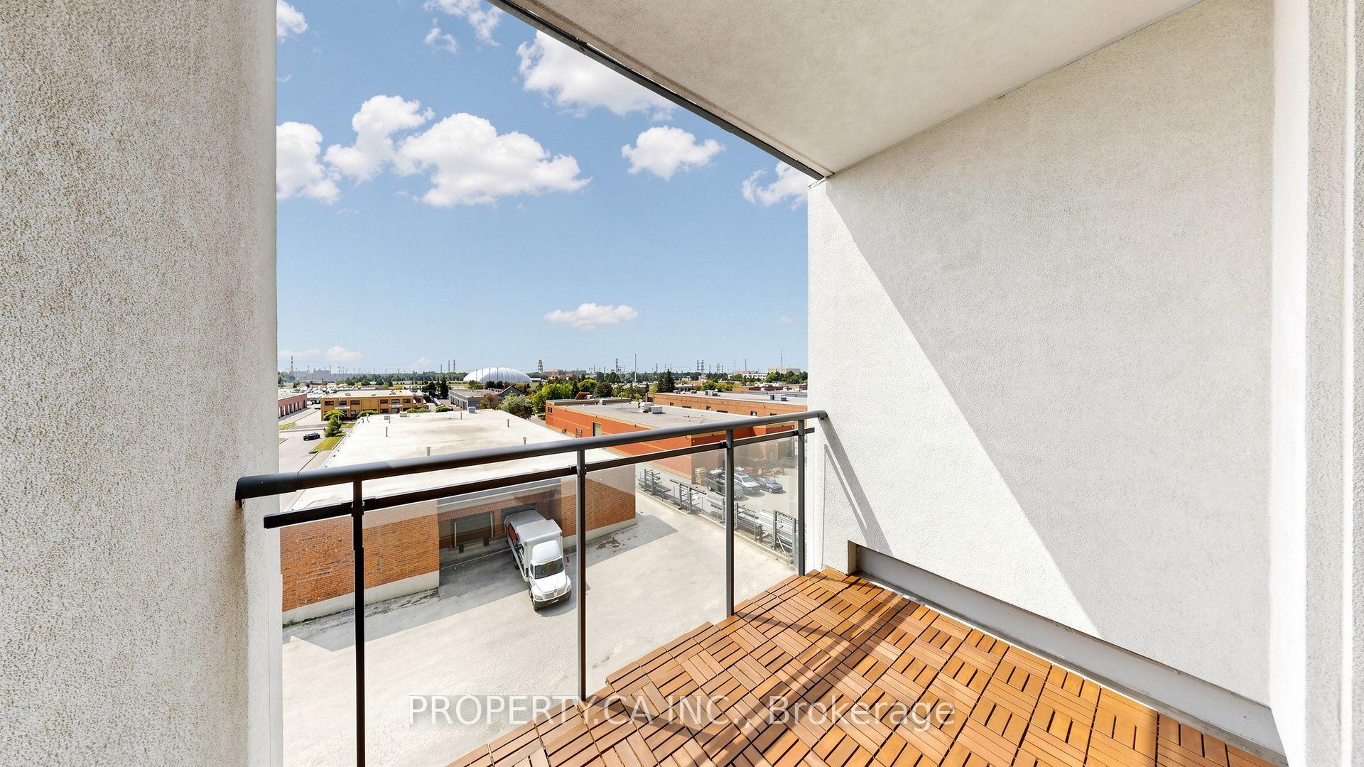 Photo 31 of Unit 516, 24 Woodstream Boulevard, Vaughan, Vaughan Grove — HOMEH