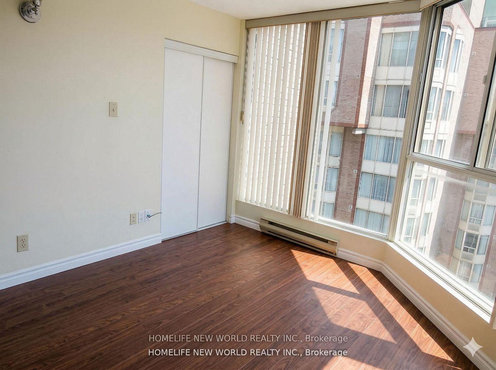 Photo 6 of Unit 2402, 55 Centre Avenue, Toronto, Bay Street Corridor — HOMEH