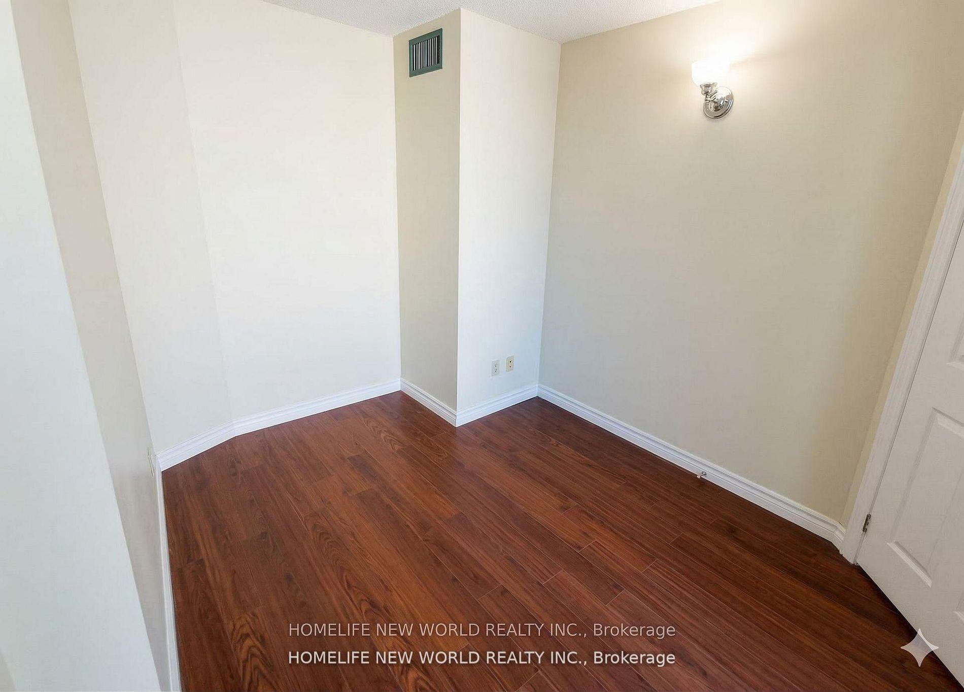 Photo 8 of Unit 2402, 55 Centre Avenue, Toronto, Bay Street Corridor — HOMEH