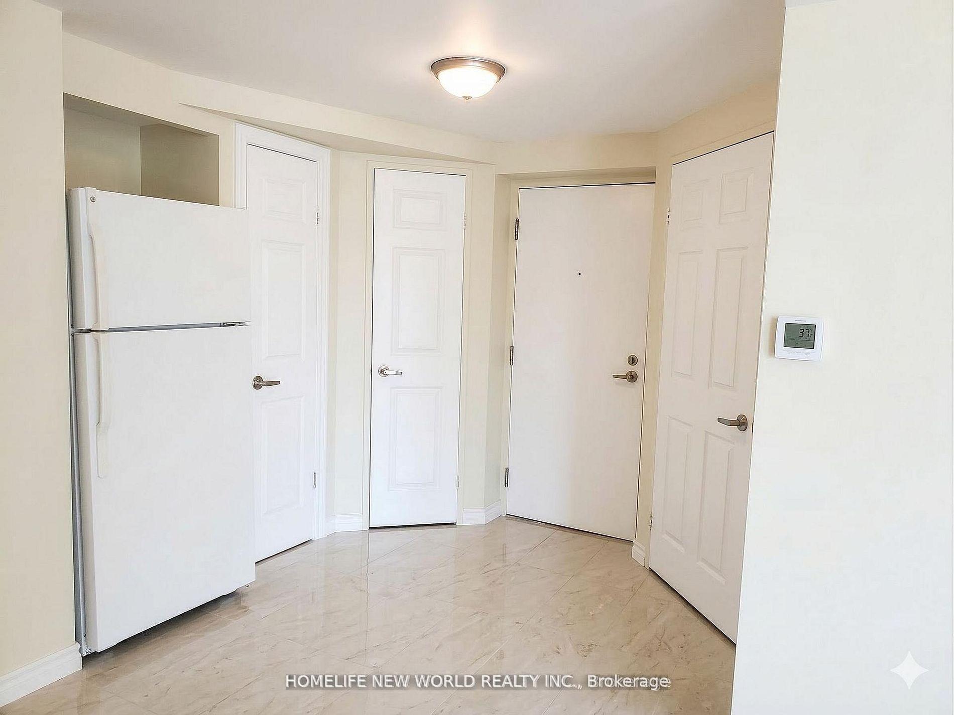 Photo 9 of Unit 2402, 55 Centre Avenue, Toronto, Bay Street Corridor — HOMEH