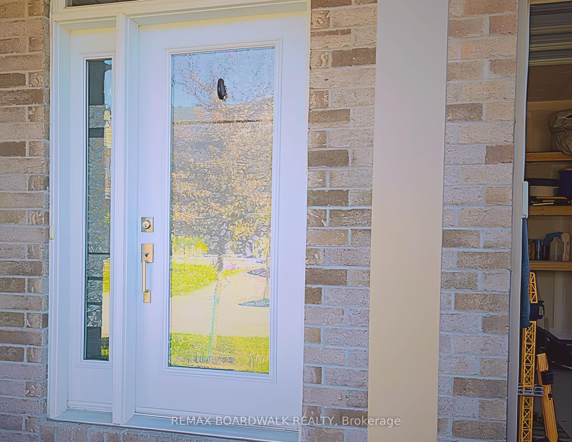 Photo 6 of 37 Mcphail Road, Carleton Place, Carleton Place — HOMEH