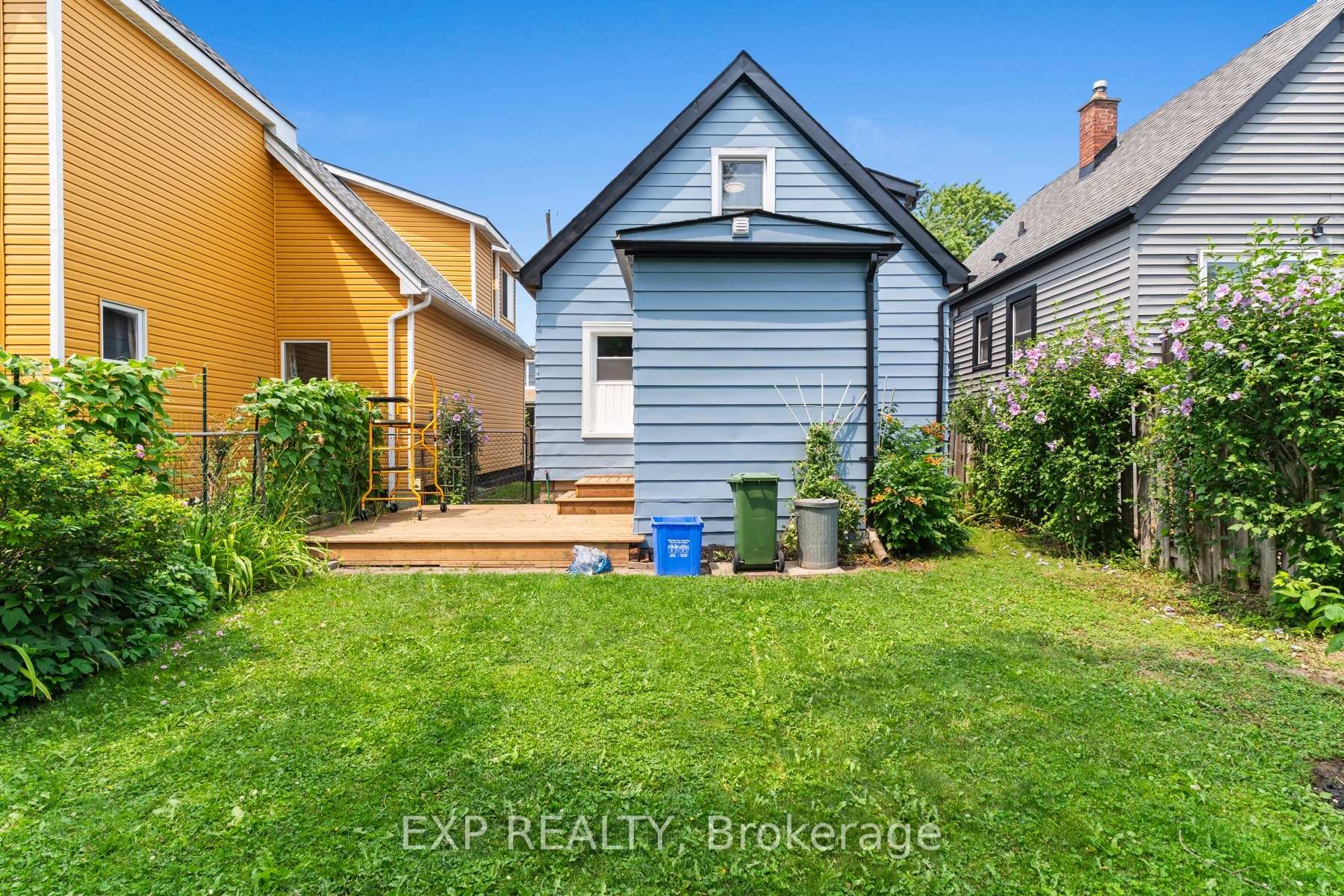 Photo 4 of 35 East 27th Street, Hamilton, Eastmount — HOMEH