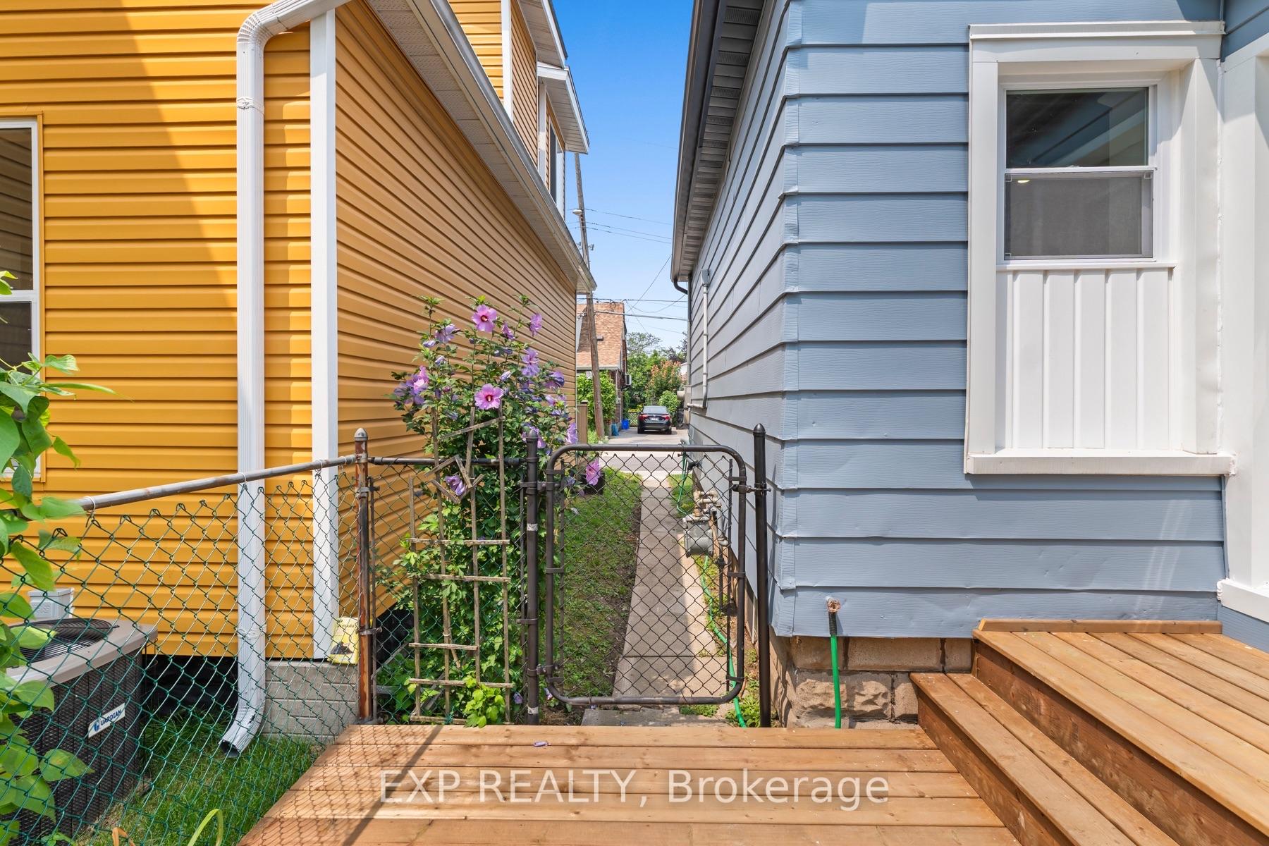 Photo 6 of 35 East 27th Street, Hamilton, Eastmount — HOMEH