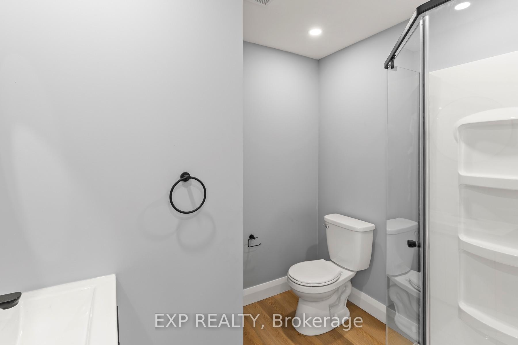 Photo 14 of 35 East 27th Street, Hamilton, Eastmount — HOMEH