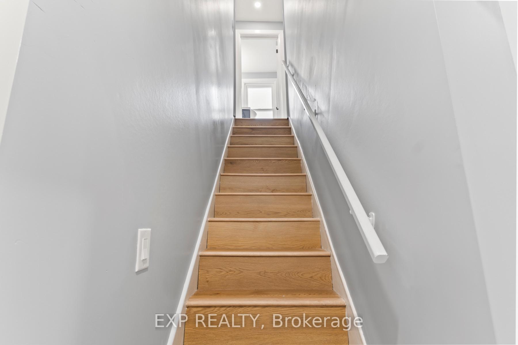 Photo 19 of 35 East 27th Street, Hamilton, Eastmount — HOMEH
