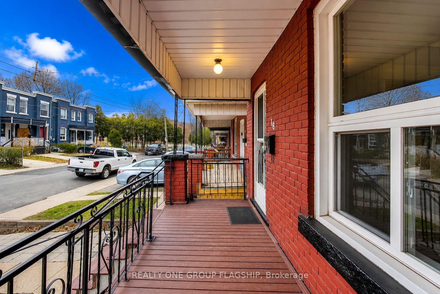 Photo 5 of 16 Huntley Street, Hamilton, Gibson — HOMEH