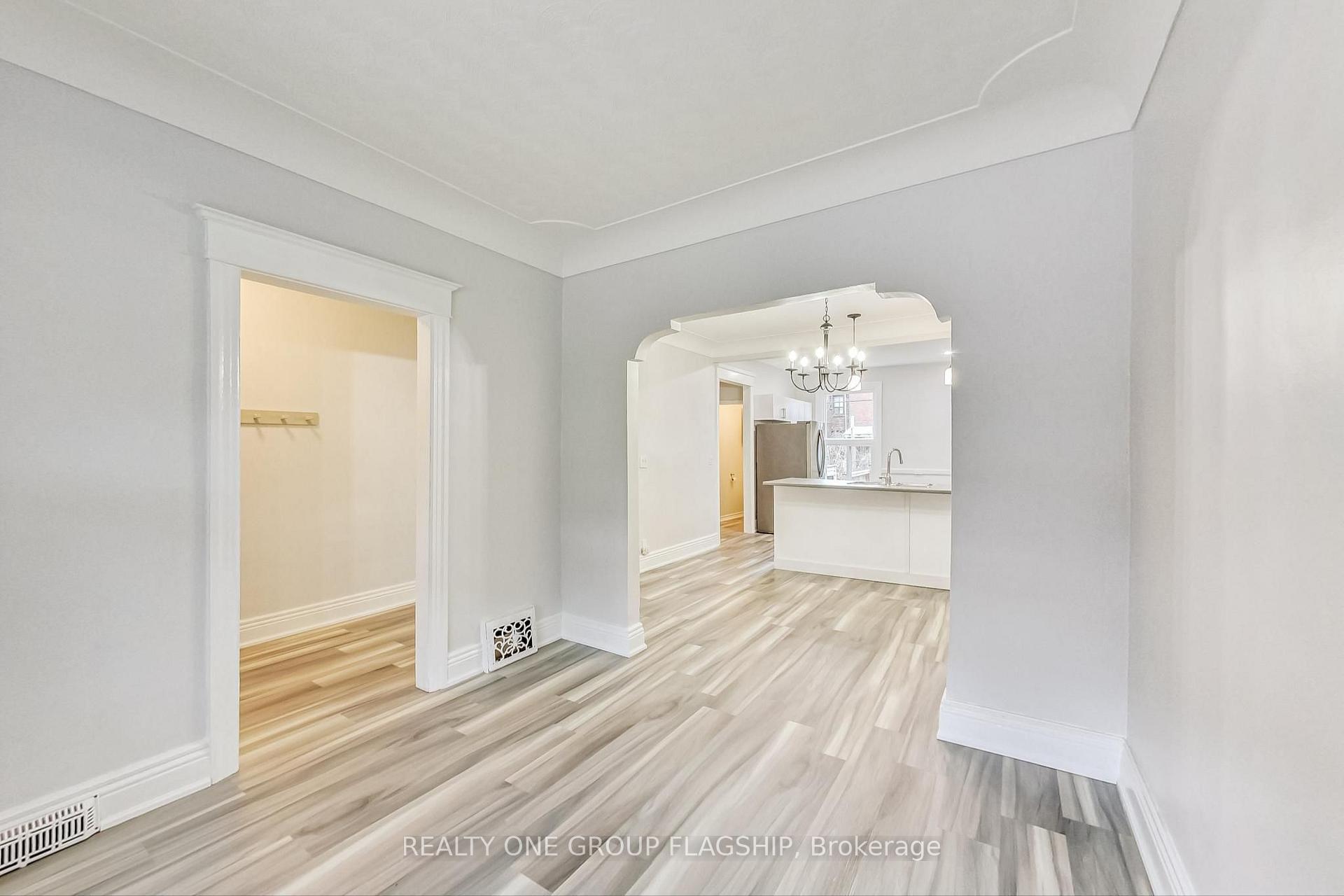Photo 9 of 16 Huntley Street, Hamilton, Gibson — HOMEH