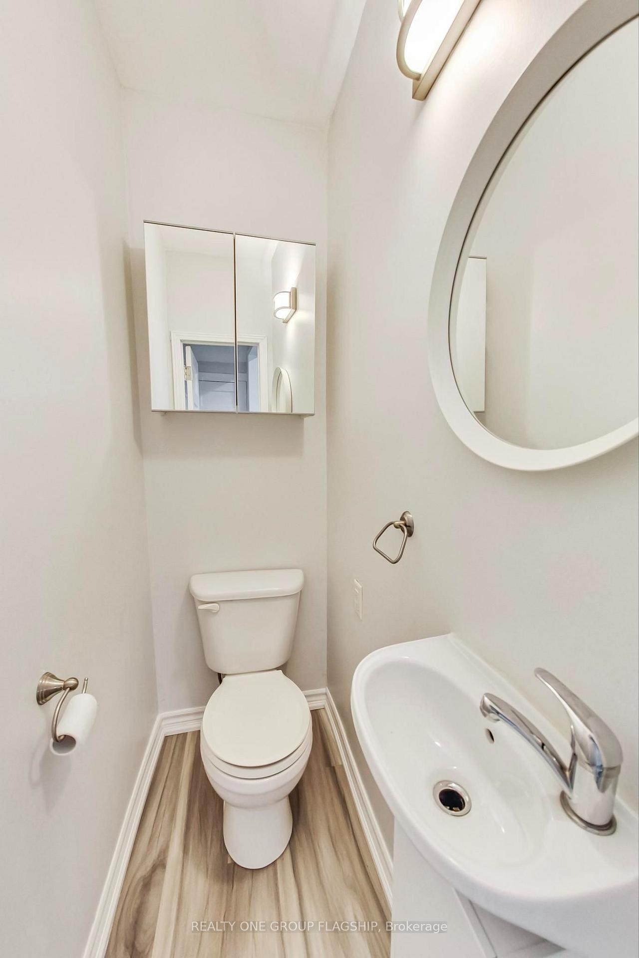 Photo 17 of 16 Huntley Street, Hamilton, Gibson — HOMEH