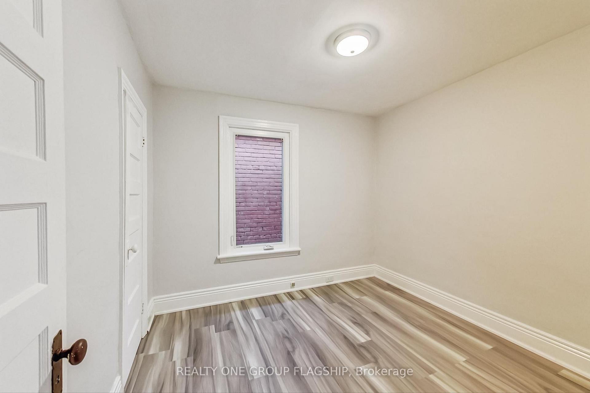 Photo 21 of 16 Huntley Street, Hamilton, Gibson — HOMEH