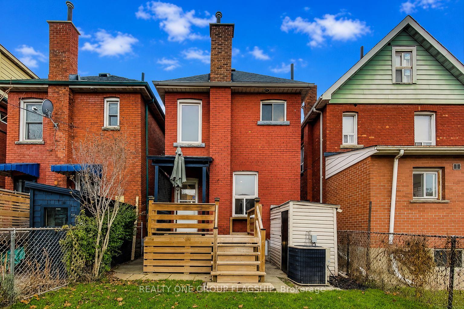 Photo 35 of 16 Huntley Street, Hamilton, Gibson — HOMEH