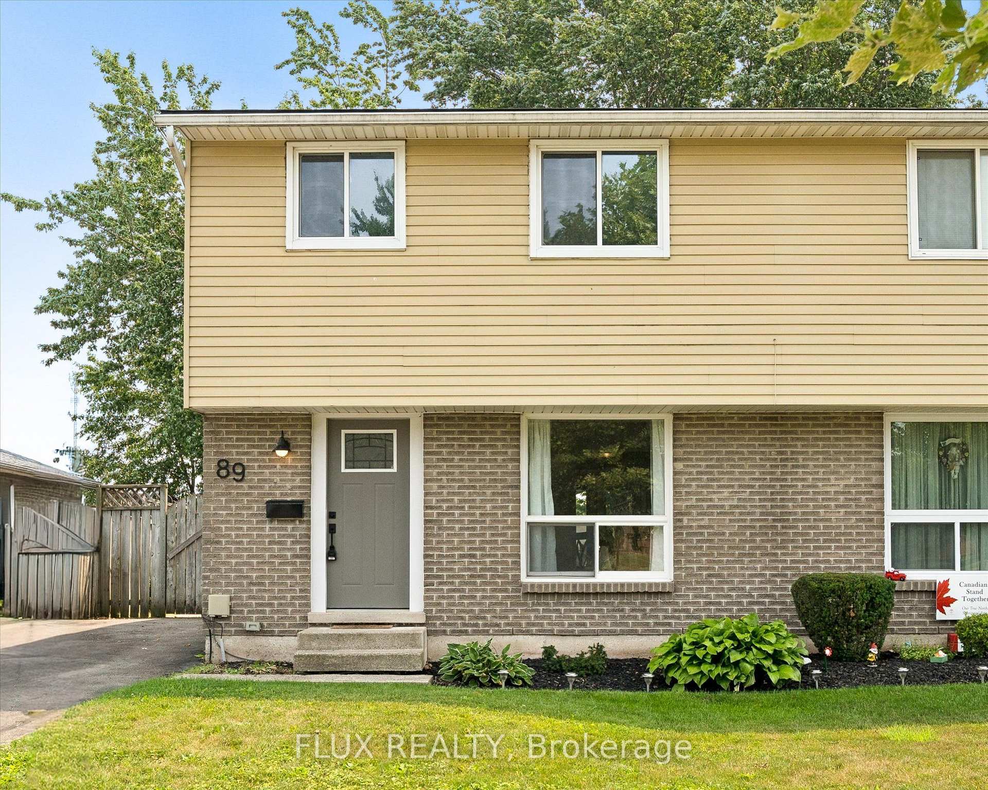 Photo 3 of 89 Maple Avenue, Stratford — HOMEH