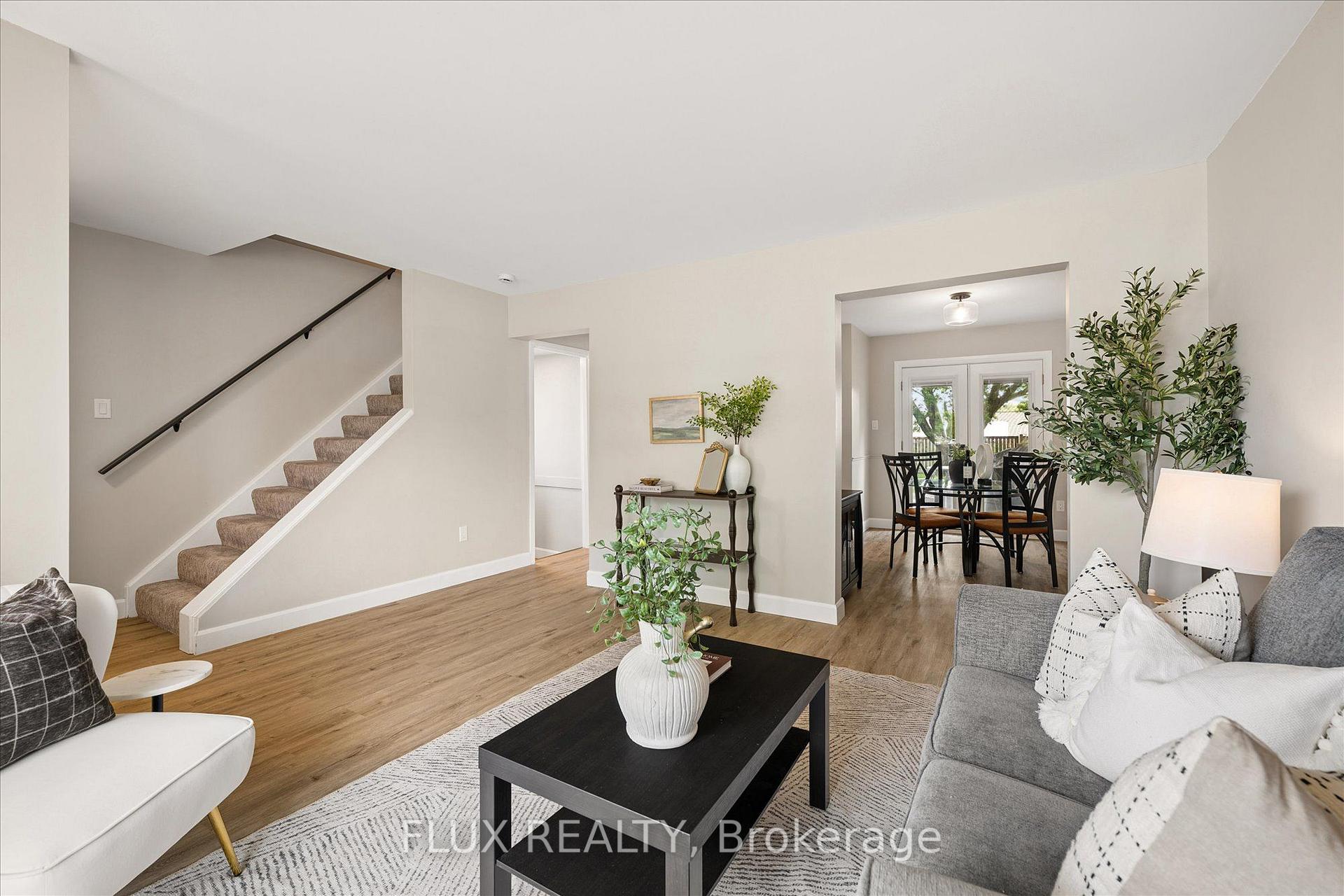 Photo 10 of 89 Maple Avenue, Stratford — HOMEH
