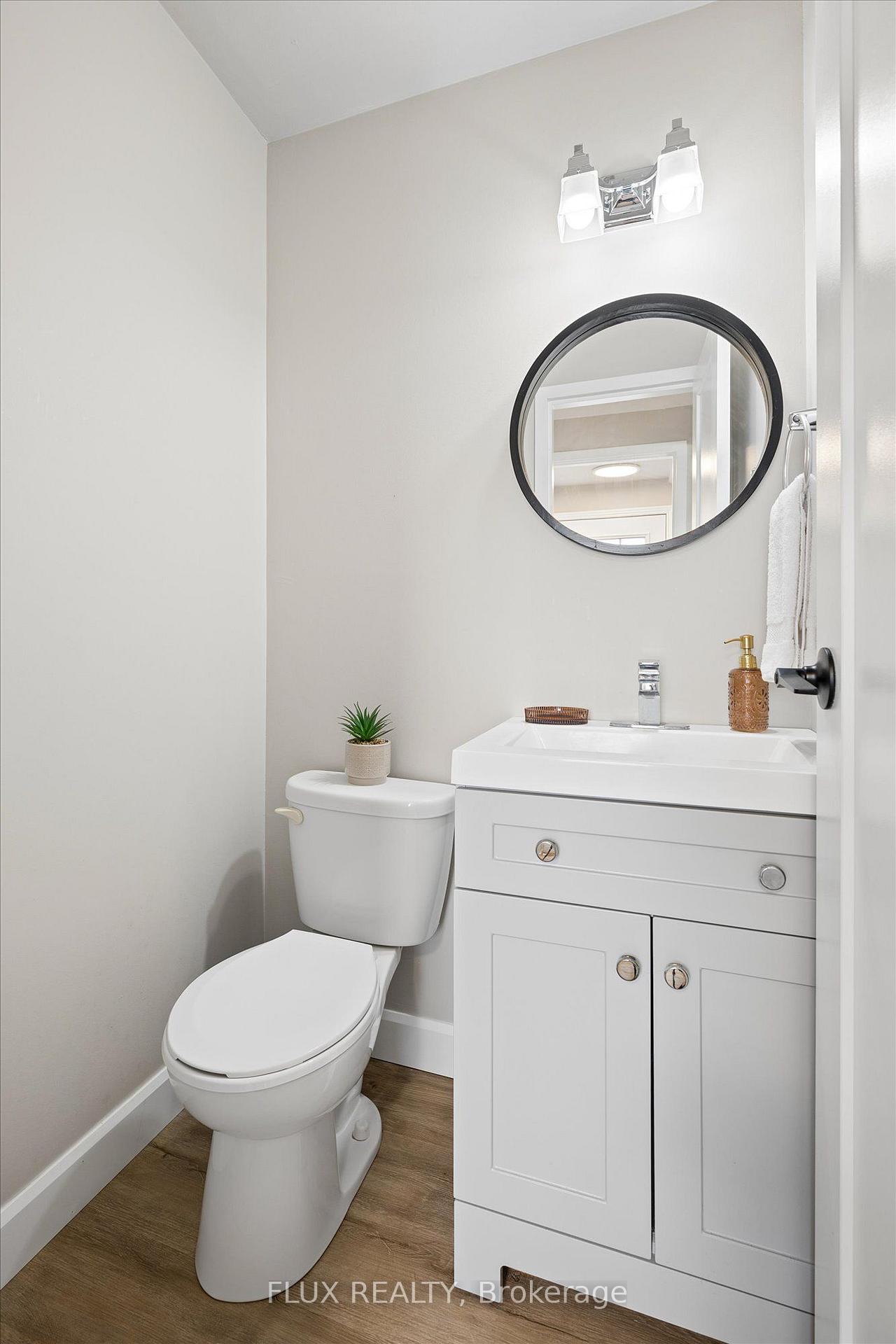Photo 16 of 89 Maple Avenue, Stratford — HOMEH