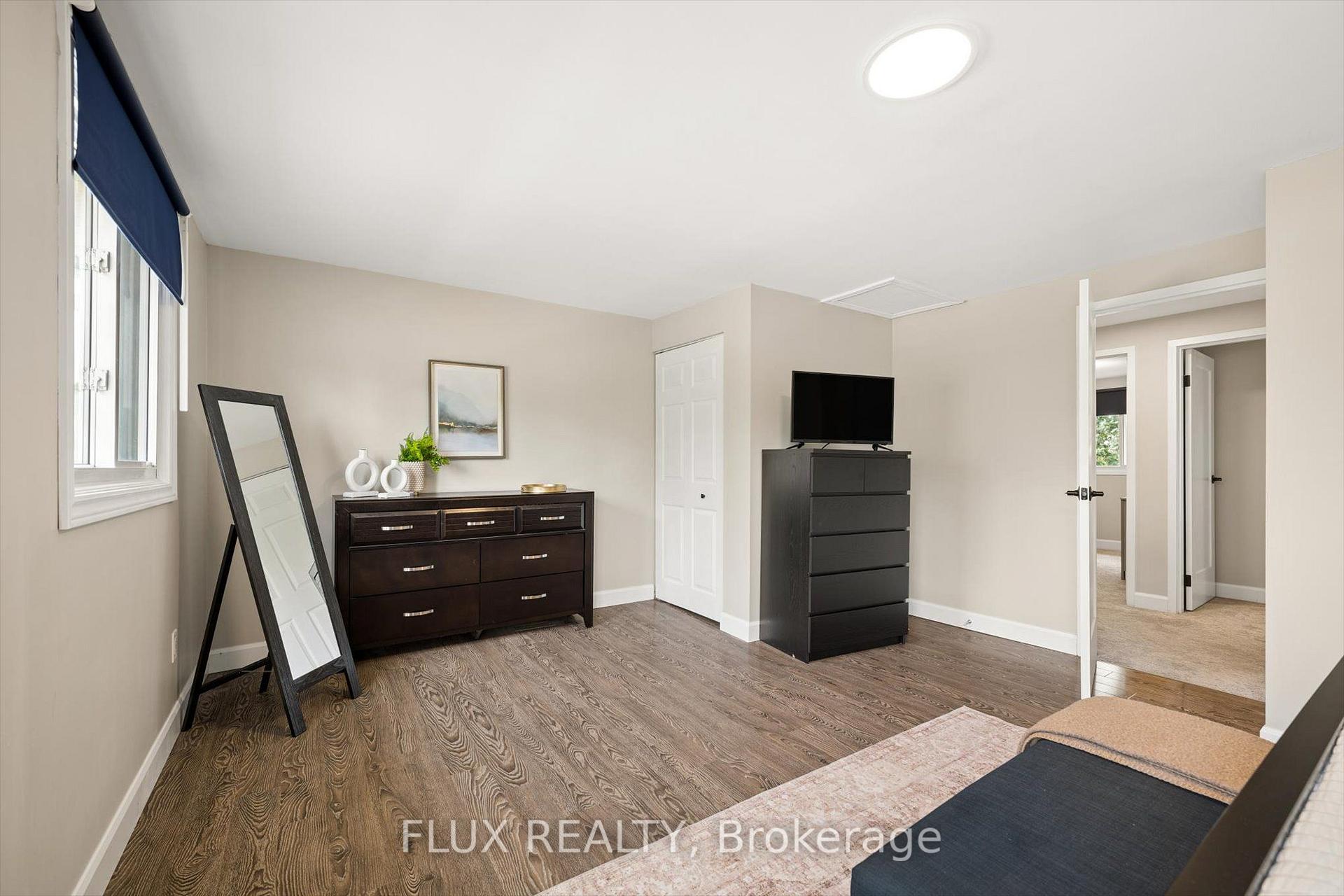Photo 24 of 89 Maple Avenue, Stratford — HOMEH