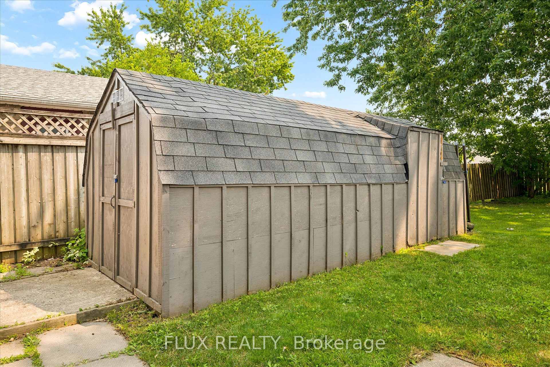 Photo 31 of 89 Maple Avenue, Stratford — HOMEH