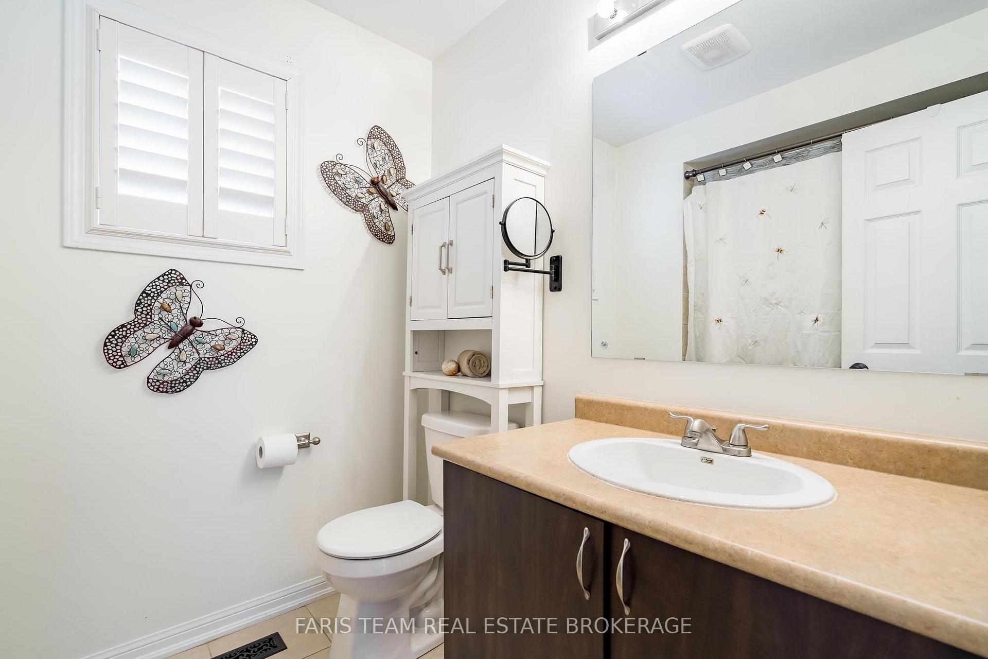 Photo 25 of 111 Monarchy Street, Barrie, Innis-Shore — HOMEH