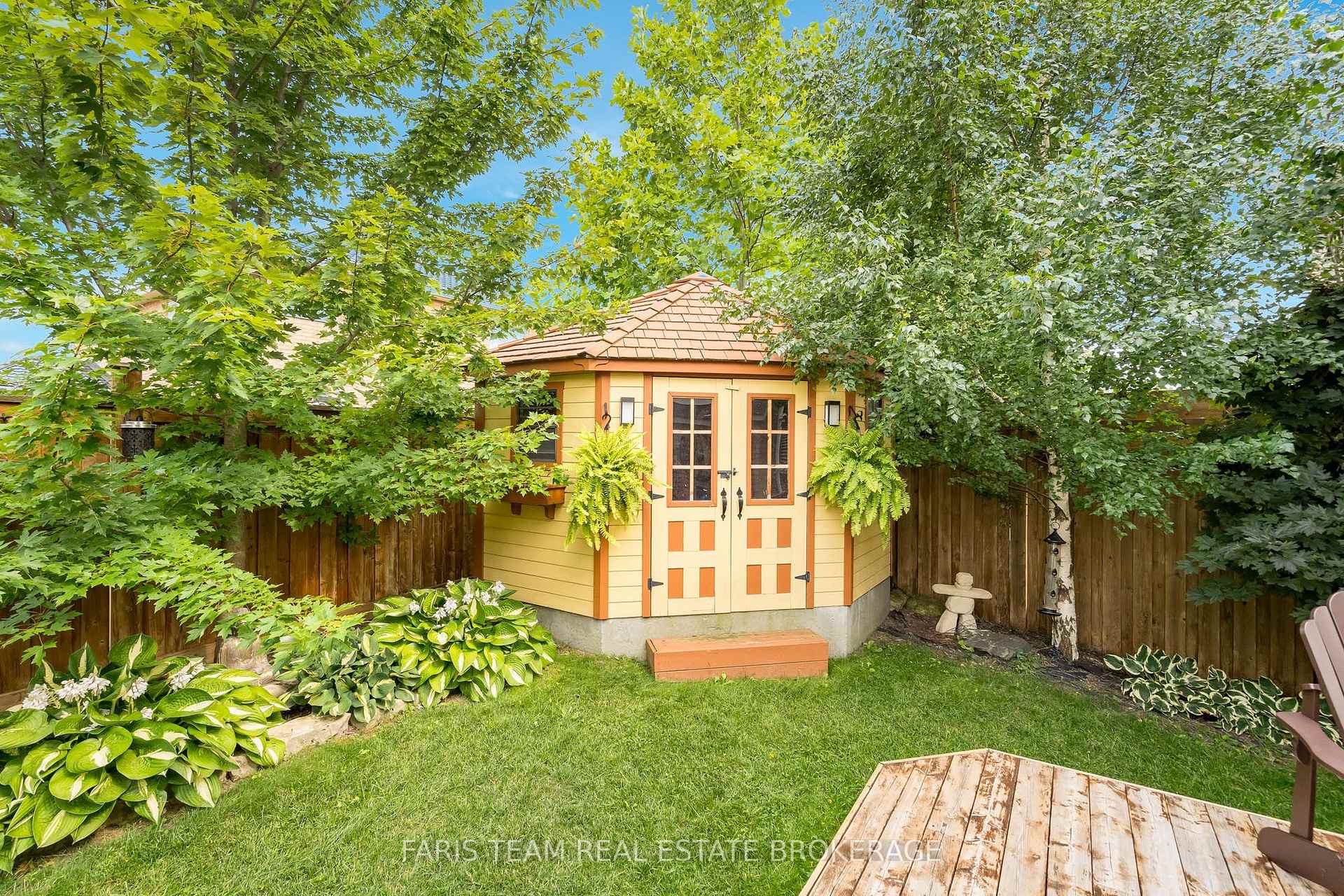 Photo 35 of 111 Monarchy Street, Barrie, Innis-Shore — HOMEH