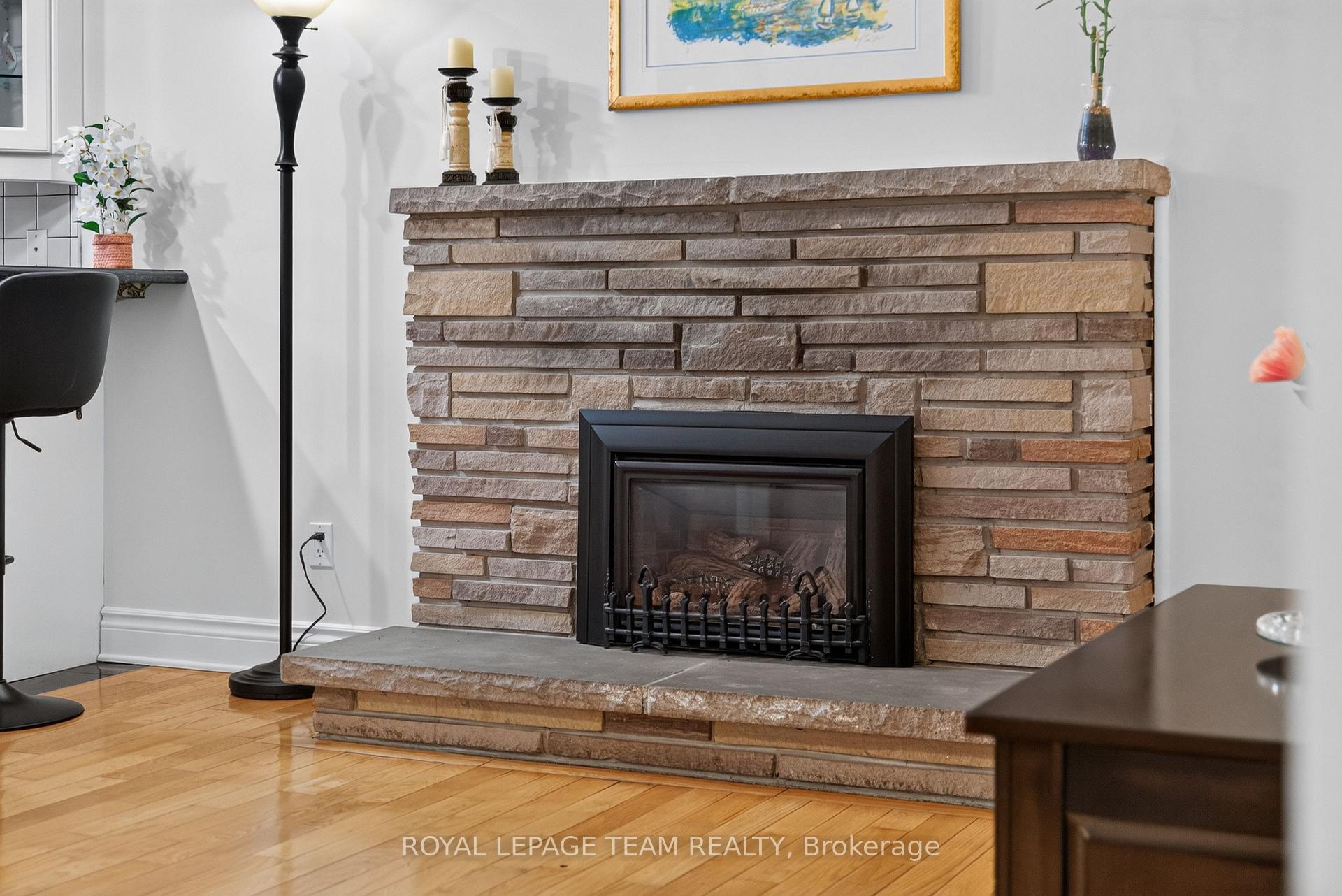 Photo 9 of 1144 Cline Crescent, Ottawa, Bel Air Heights — HOMEH