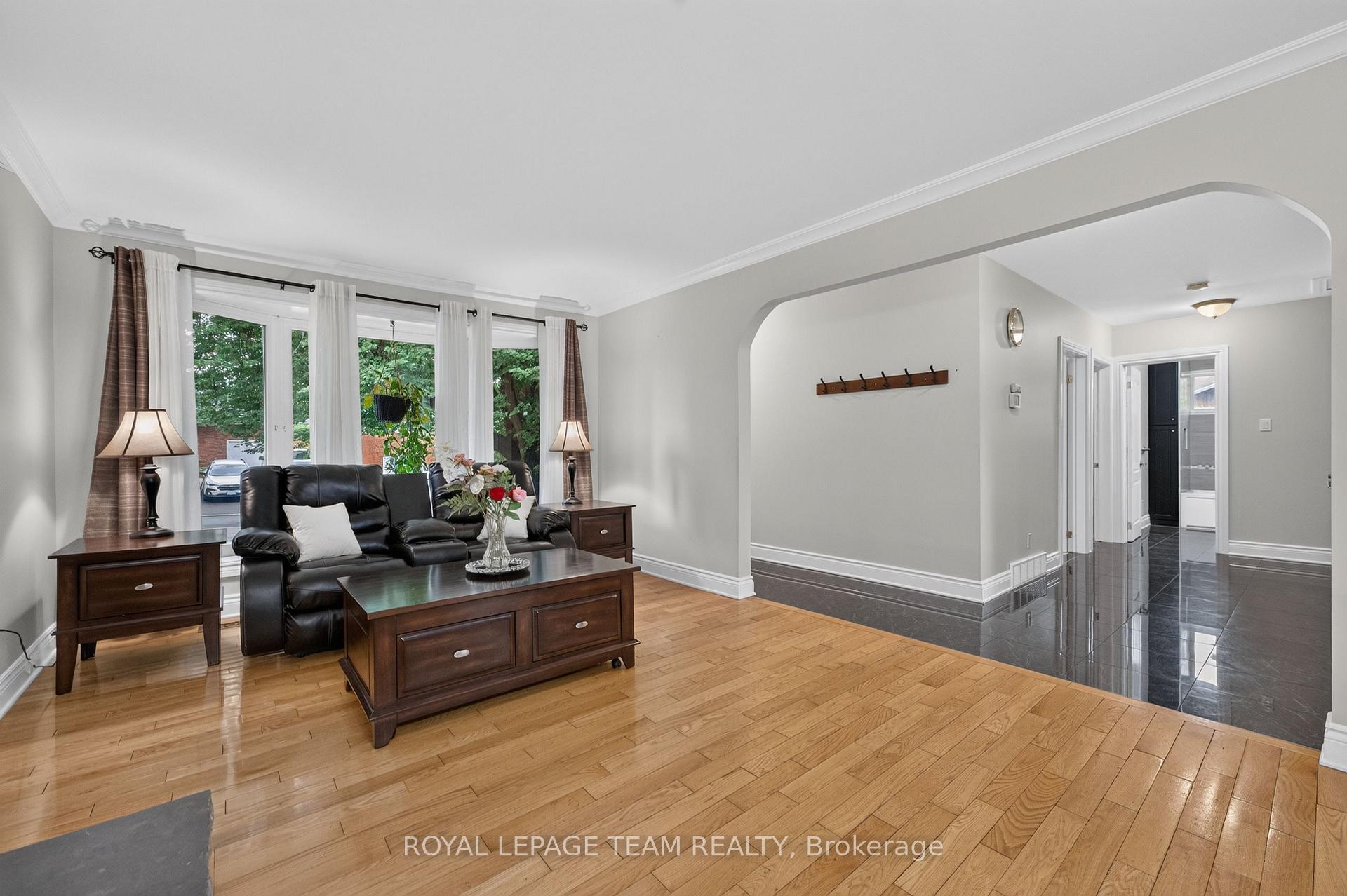 Photo 10 of 1144 Cline Crescent, Ottawa, Bel Air Heights — HOMEH