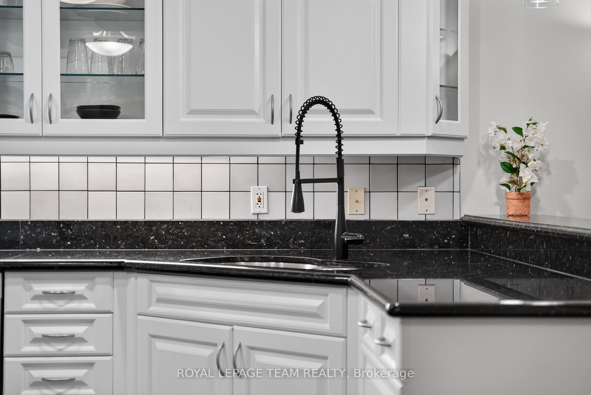 Photo 12 of 1144 Cline Crescent, Ottawa, Bel Air Heights — HOMEH