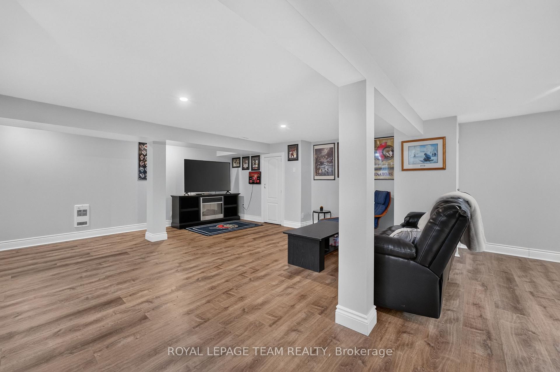 Photo 30 of 1144 Cline Crescent, Ottawa, Bel Air Heights — HOMEH