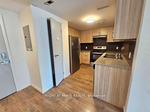Photo 7 of Unit 107, 275B Larch Street, Waterloo, Beechwood/University — HOMEH
