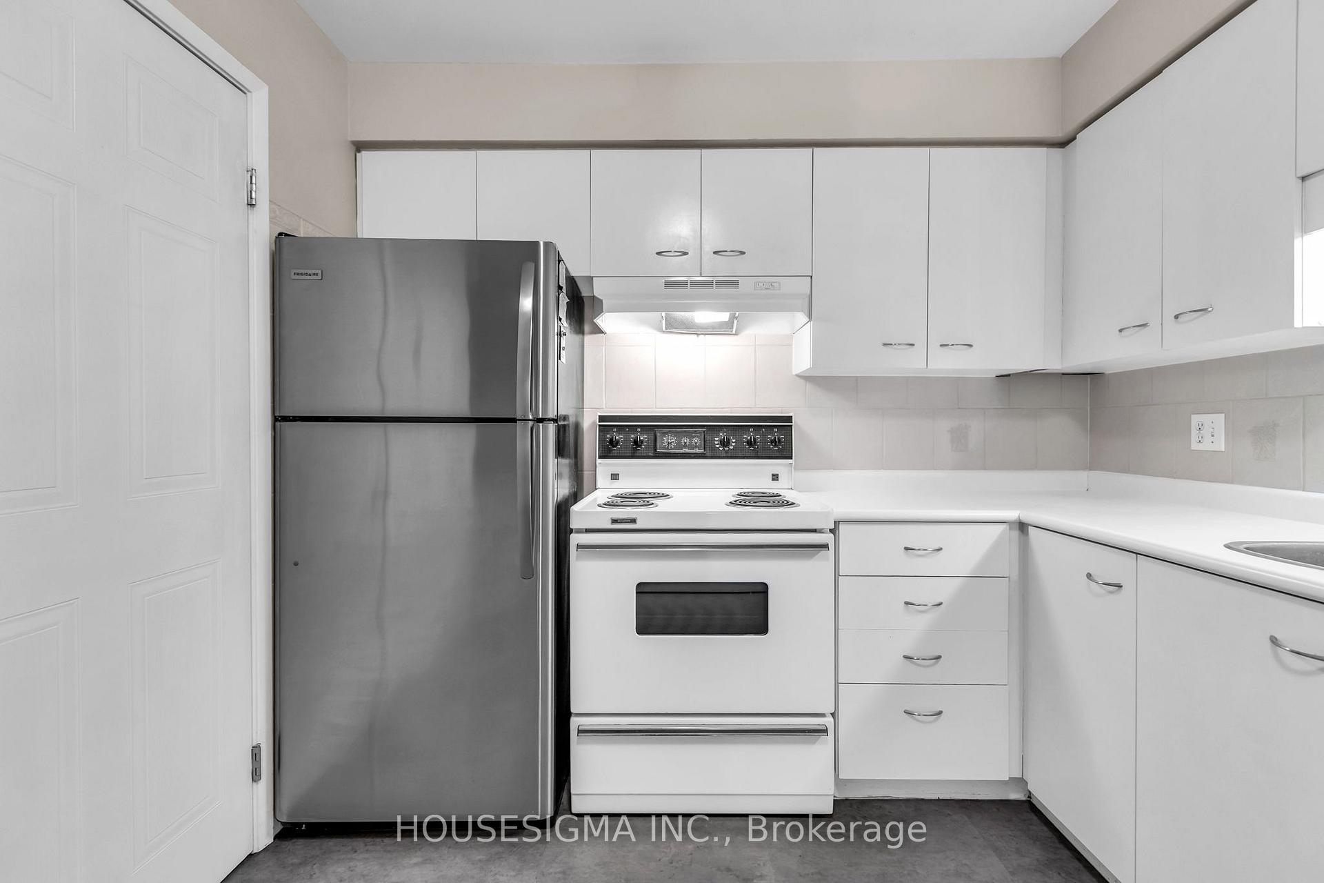 Photo 19 of Unit 606, 565 Greenfield Avenue, Kitchener, Vanier - Kitchener — HOMEH