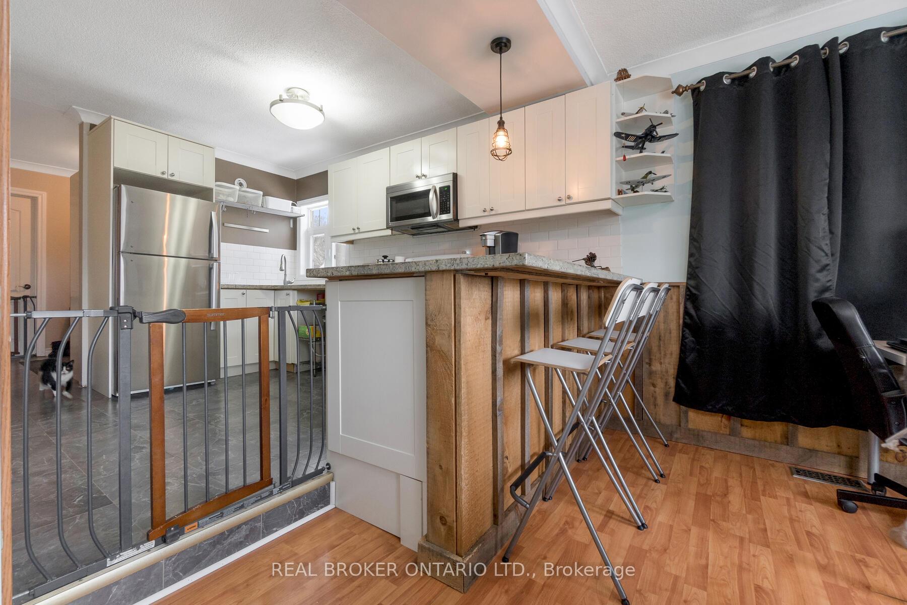 Photo 6 of 45 Wellington Road 124, Erin — HOMEH