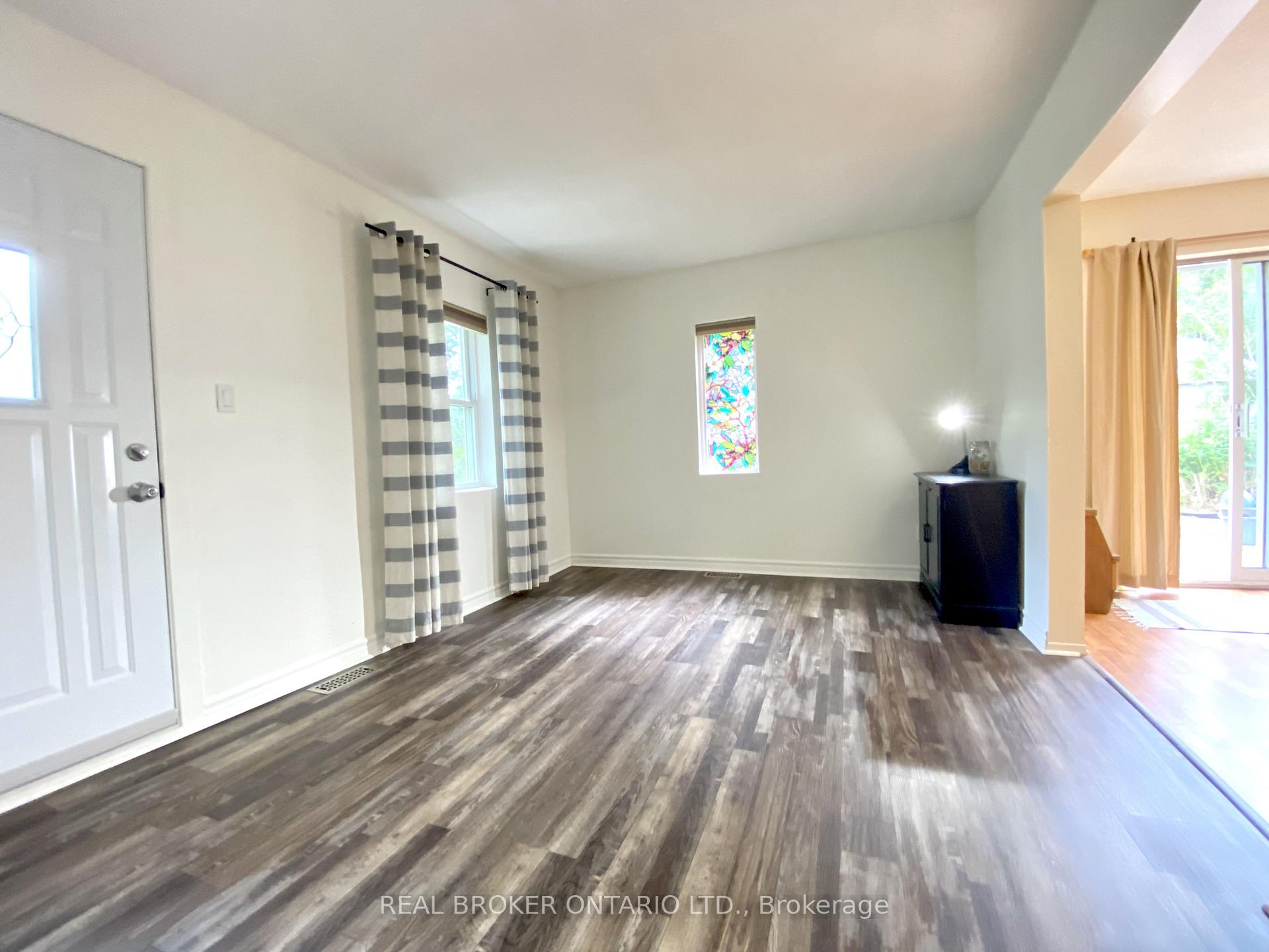 Photo 25 of 45 Wellington Road 124, Erin — HOMEH