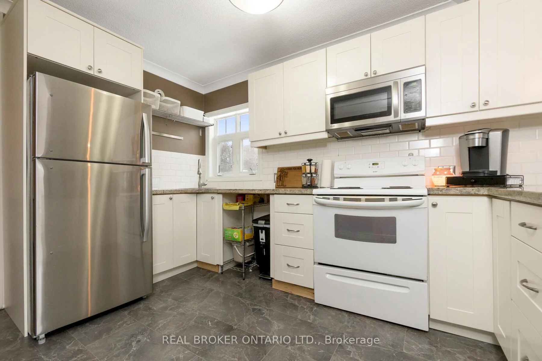 Photo 29 of 45 Wellington Road 124, Erin — HOMEH
