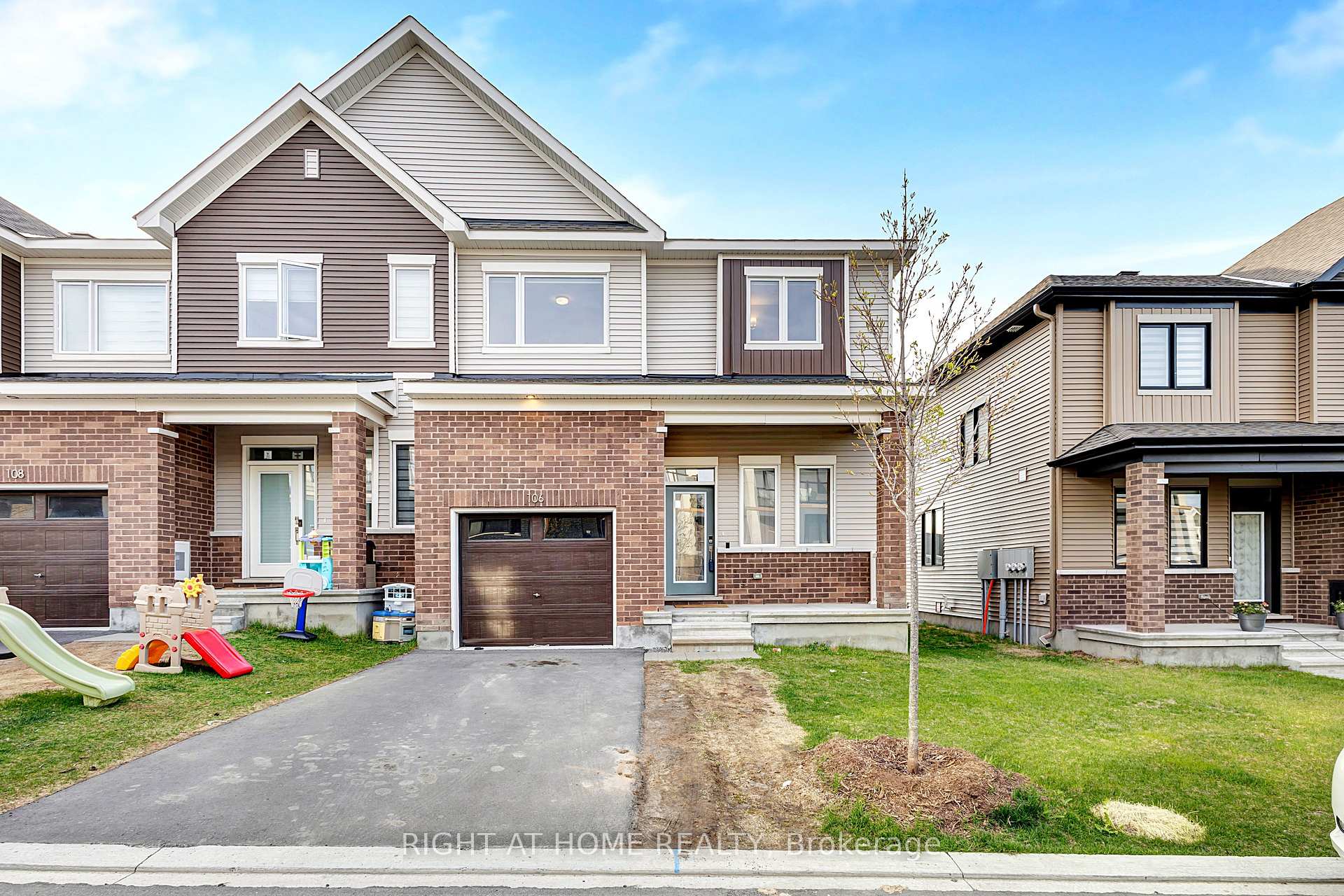 Photo 1 of 106 Beebalm Crescent, Ottawa, Barrhaven - Half Moon Bay — HOMEH