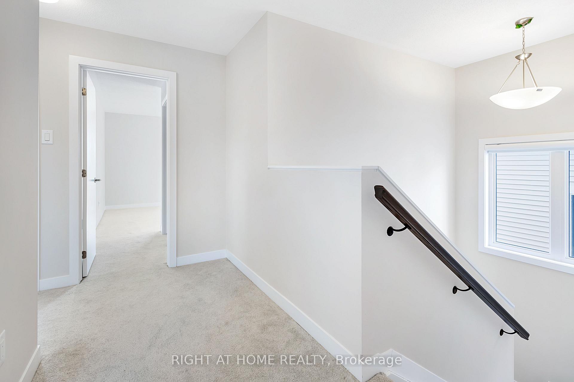 Photo 13 of 106 Beebalm Crescent, Ottawa, Barrhaven - Half Moon Bay — HOMEH
