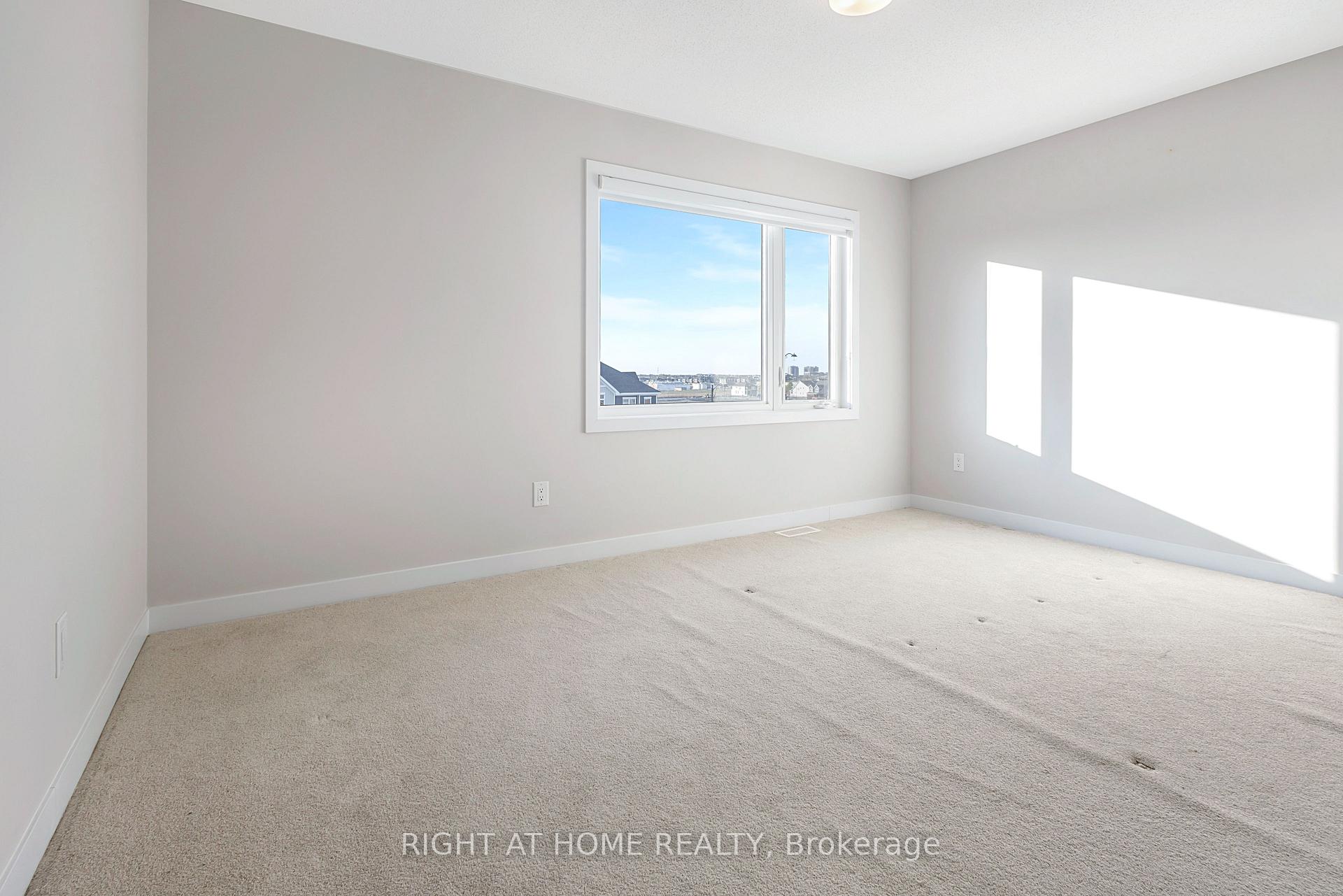 Photo 25 of 106 Beebalm Crescent, Ottawa, Barrhaven - Half Moon Bay — HOMEH