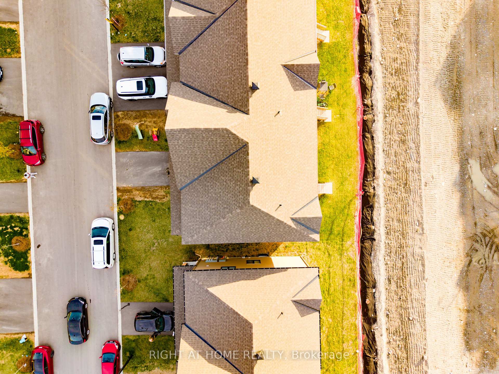 Photo 37 of 106 Beebalm Crescent, Ottawa, Barrhaven - Half Moon Bay — HOMEH