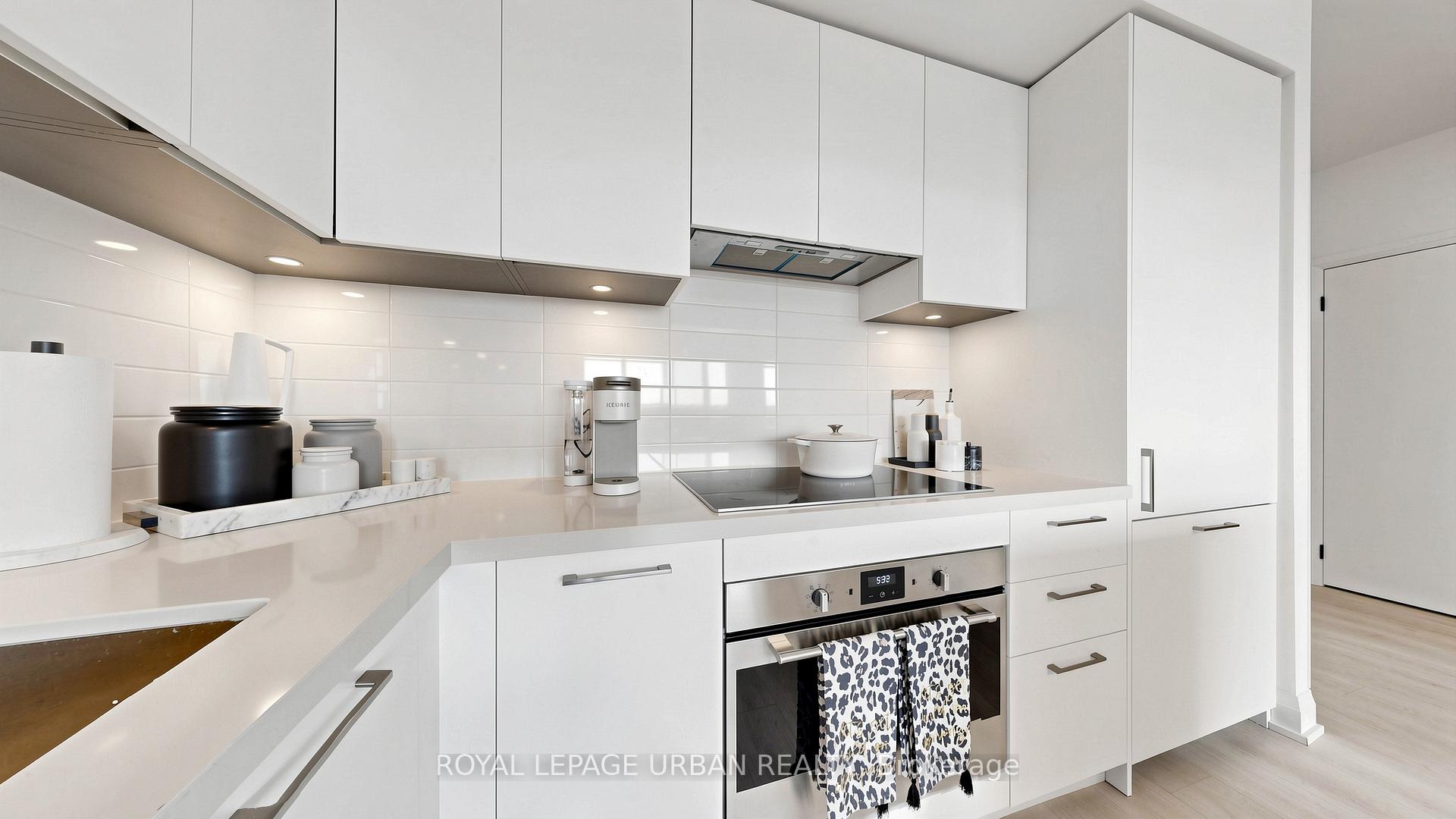 Photo 14 of Unit 704, 33 Frederick Todd Way, Toronto, Thorncliffe Park — HOMEH