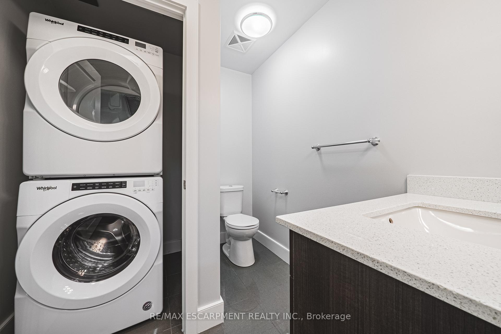 Photo 11 of Unit 209, 2061 Prospect Street, Burlington, Brant — HOMEH