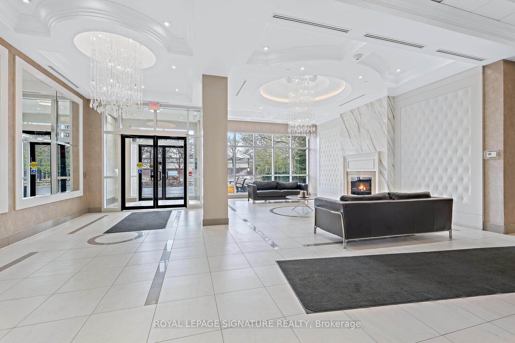 Photo 3 of Unit 220, 2396 Major Mackenzie Drive W, Vaughan, Maple — HOMEH