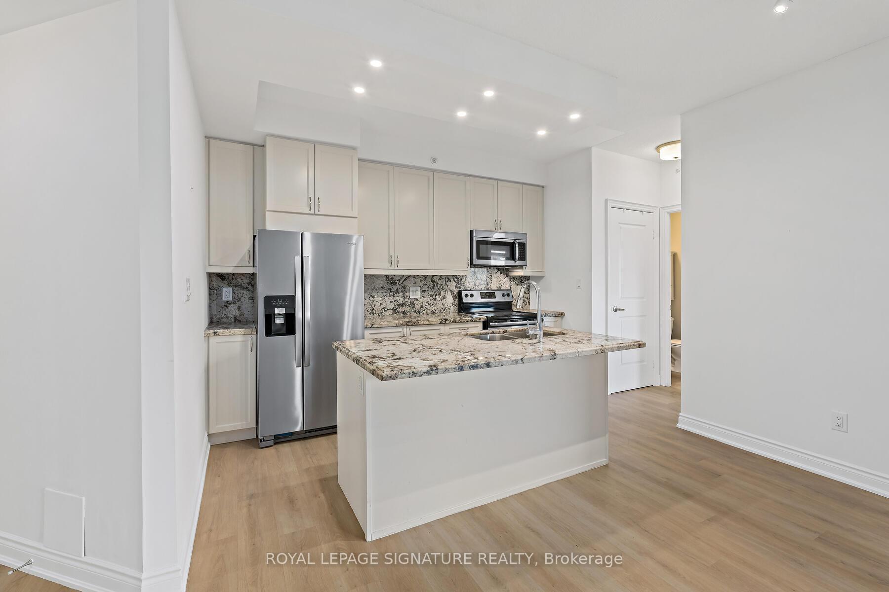 Photo 4 of Unit 220, 2396 Major Mackenzie Drive W, Vaughan, Maple — HOMEH