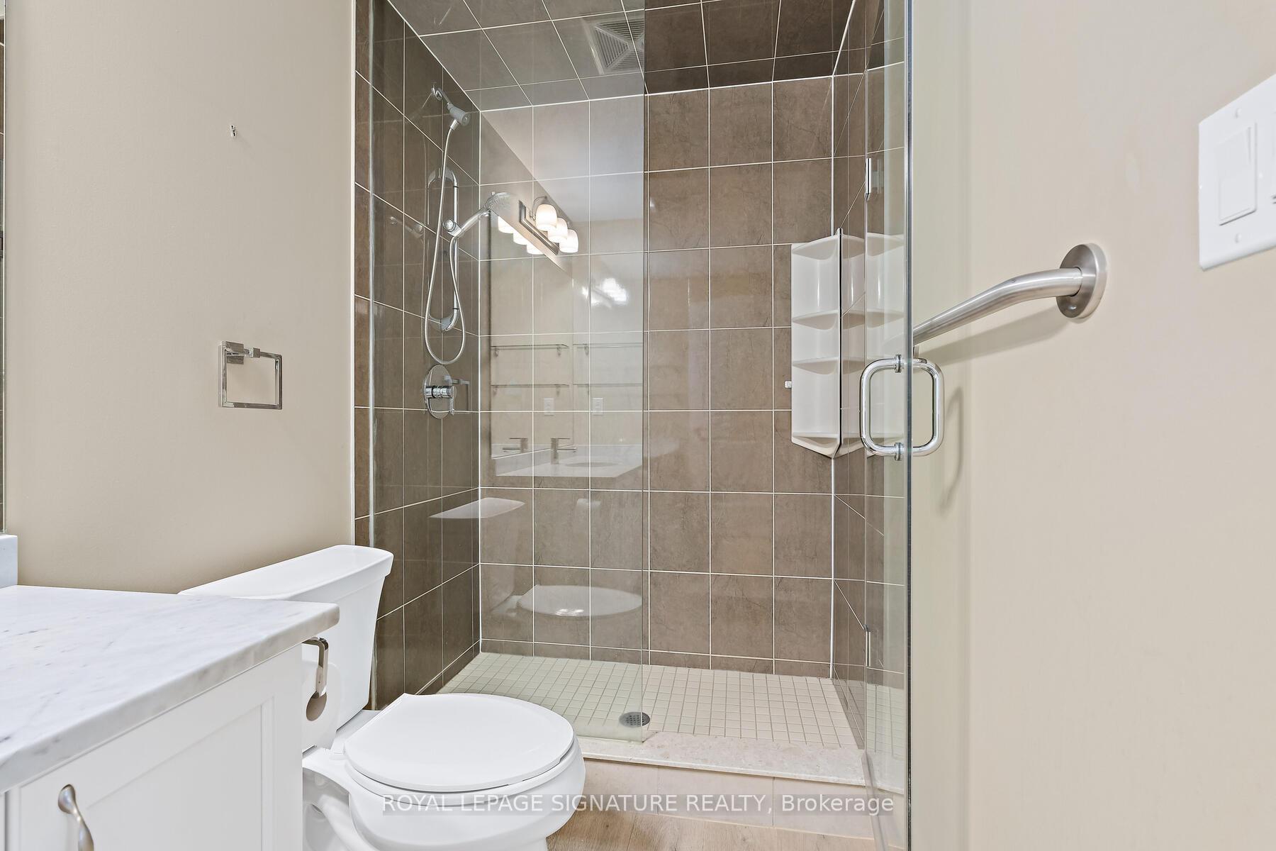 Photo 18 of Unit 220, 2396 Major Mackenzie Drive W, Vaughan, Maple — HOMEH