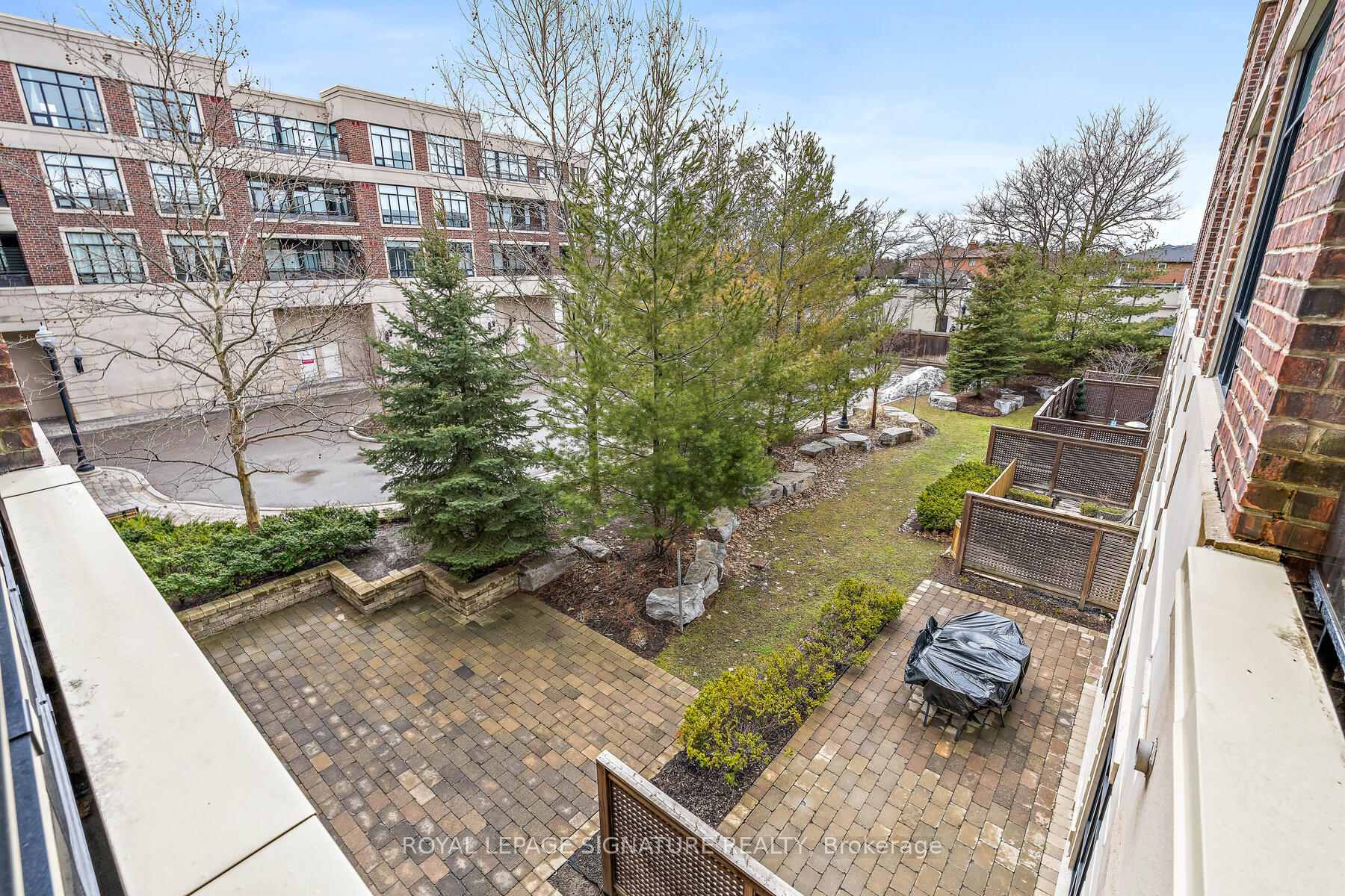 Photo 25 of Unit 220, 2396 Major Mackenzie Drive W, Vaughan, Maple — HOMEH