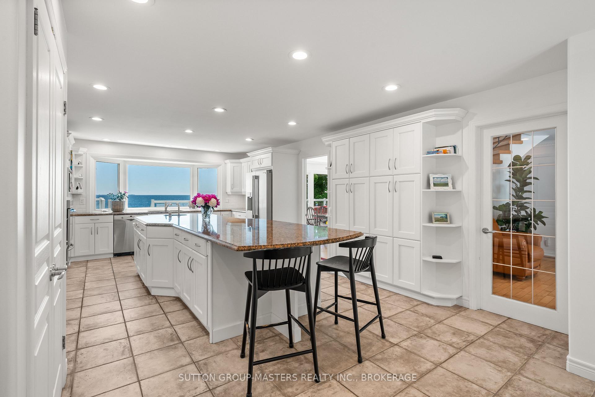 Photo 10 of 4412 Bath Road, Loyalist, Amherstview — HOMEH