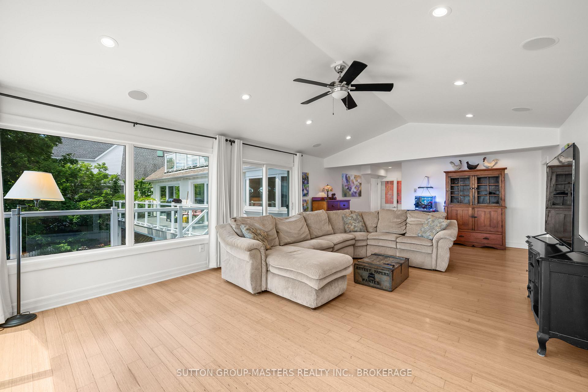 Photo 14 of 4412 Bath Road, Loyalist, Amherstview — HOMEH